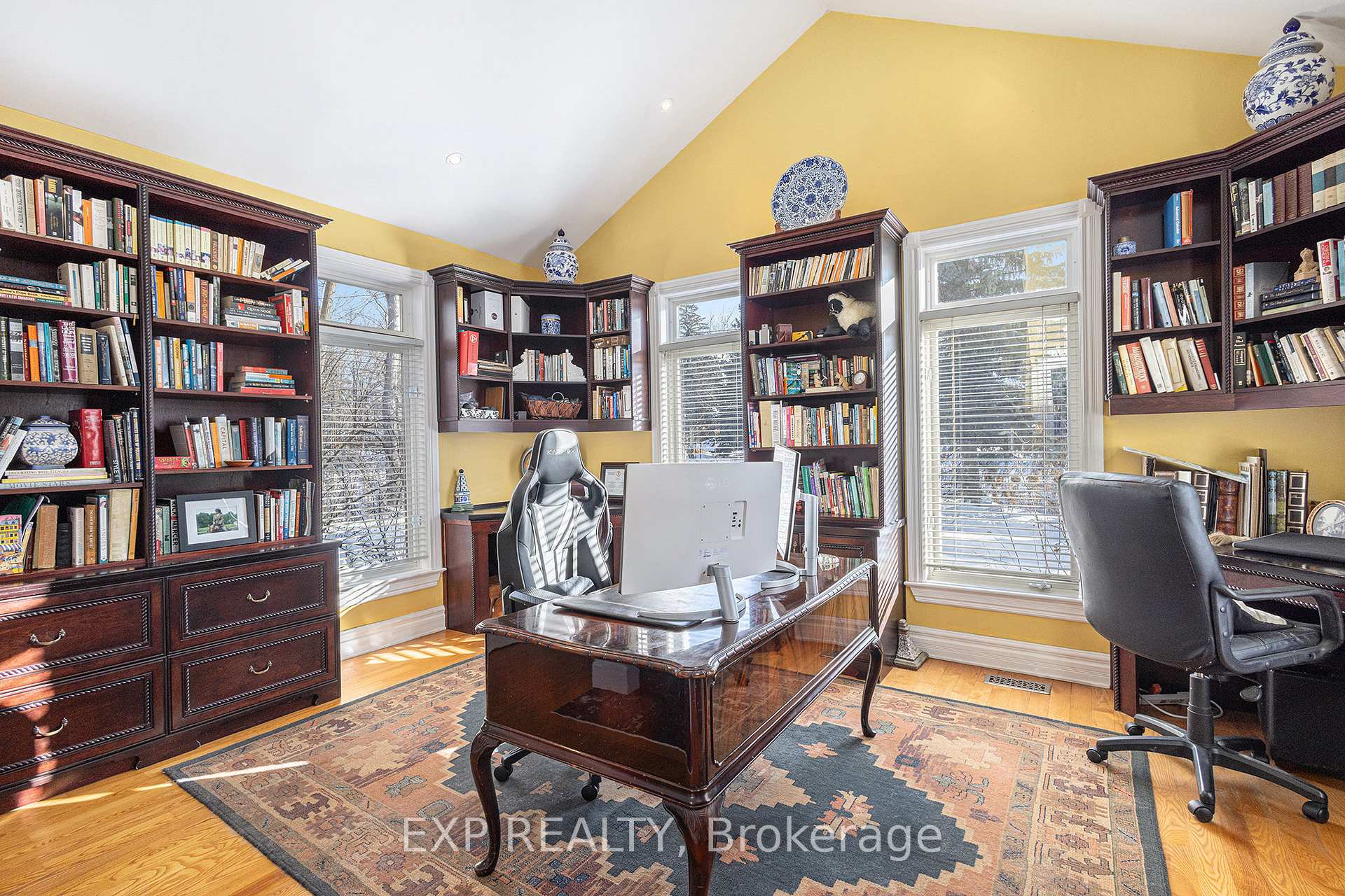 Photo 16 of 133 Balmoral Place, Ottawa, Faircrest Heights — HOMEH