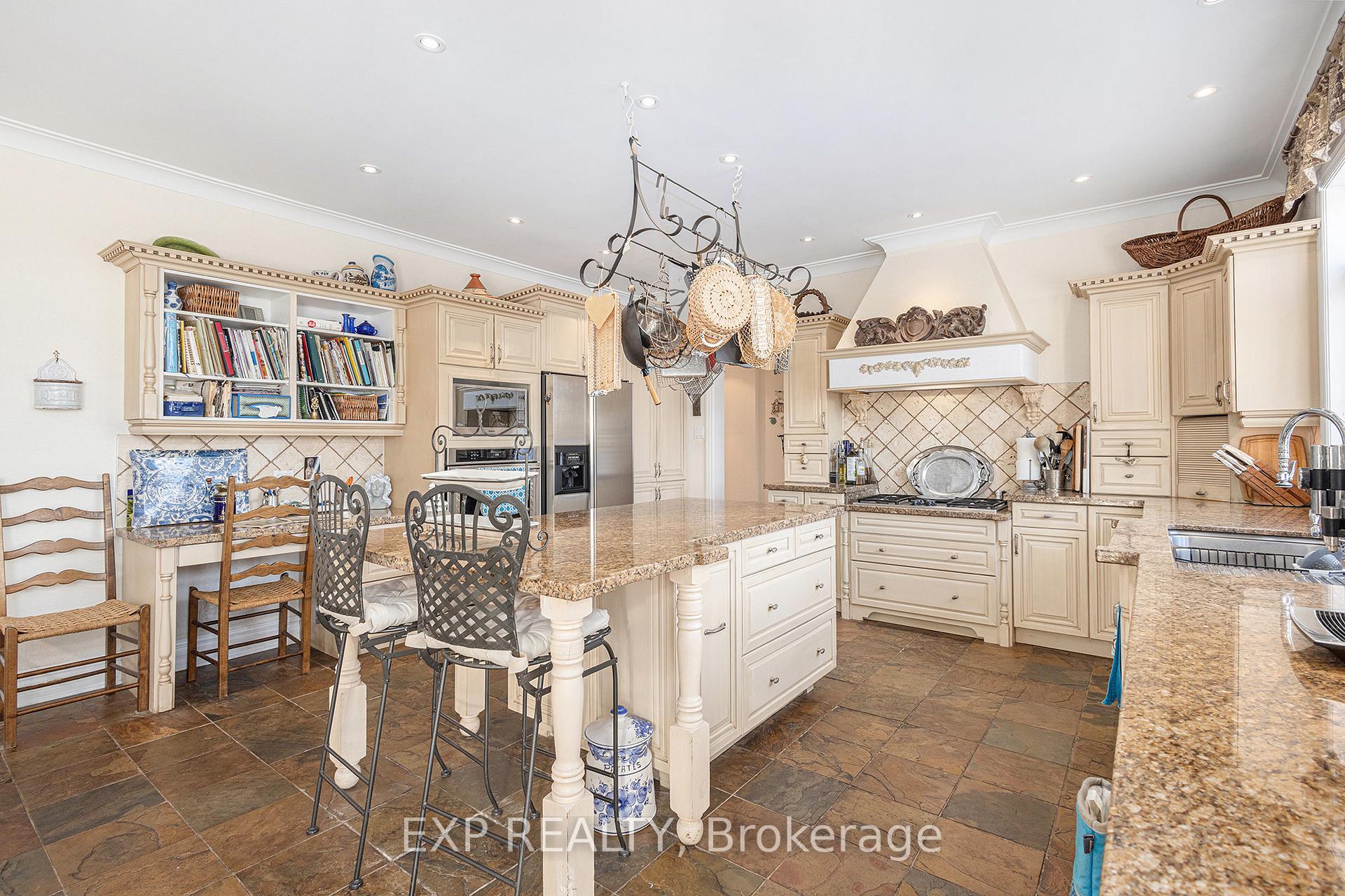 Photo 50 of 133 Balmoral Place, Ottawa, Faircrest Heights — HOMEH