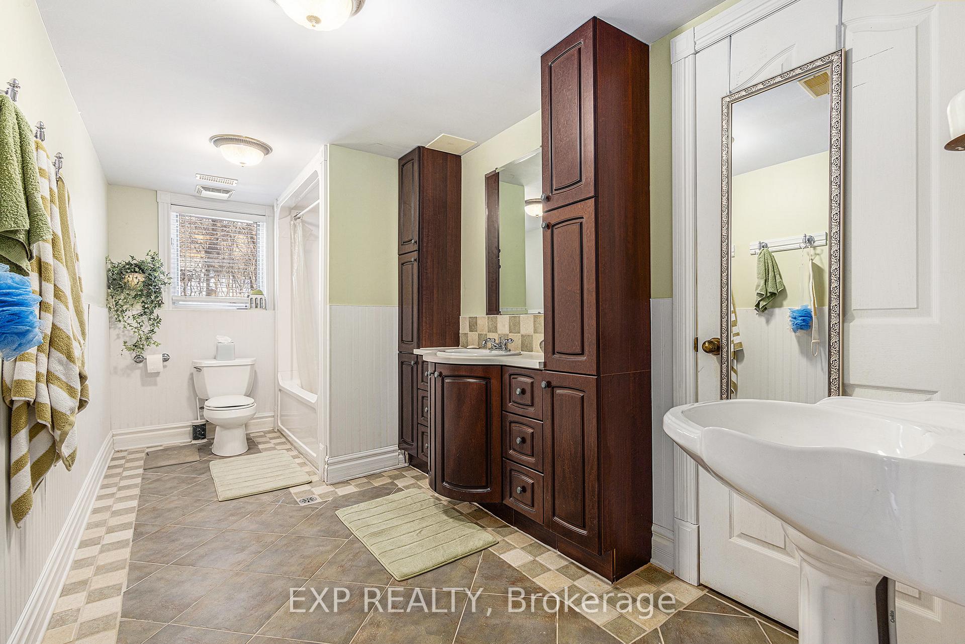 Photo 35 of 133 Balmoral Place, Ottawa, Faircrest Heights — HOMEH