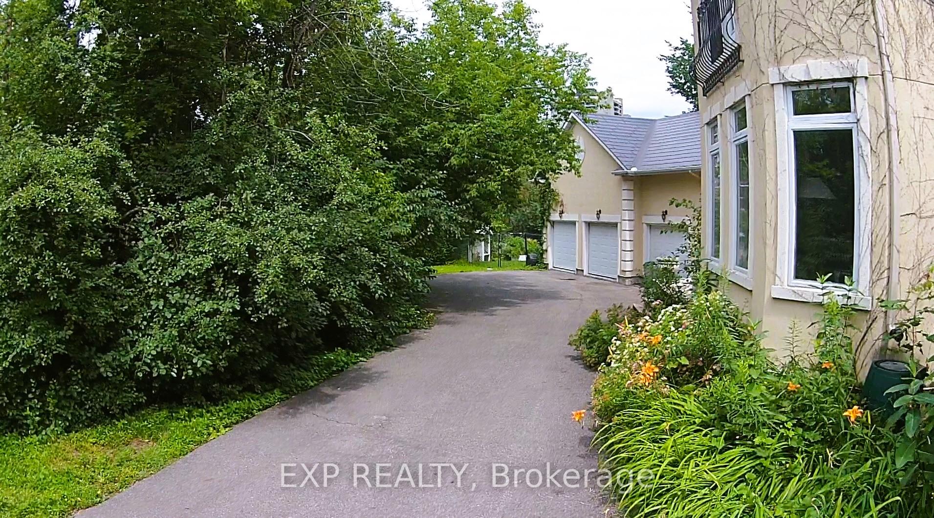 Photo 39 of 133 Balmoral Place, Ottawa, Faircrest Heights — HOMEH