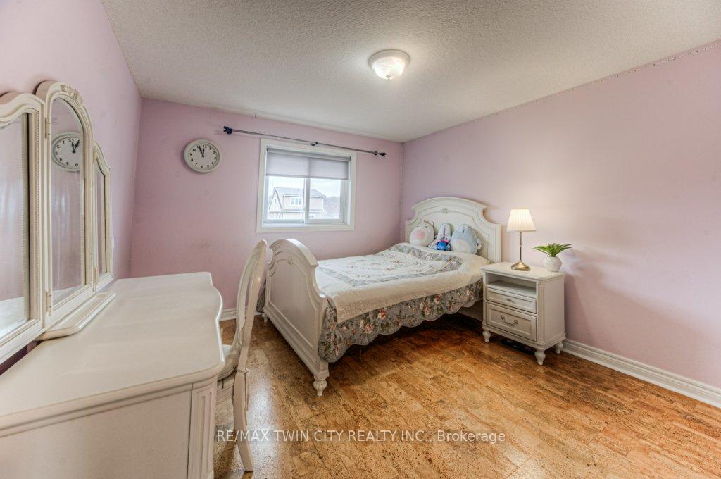 Photo 10 of 691 Karlsfeld Road, Waterloo — HOMEH