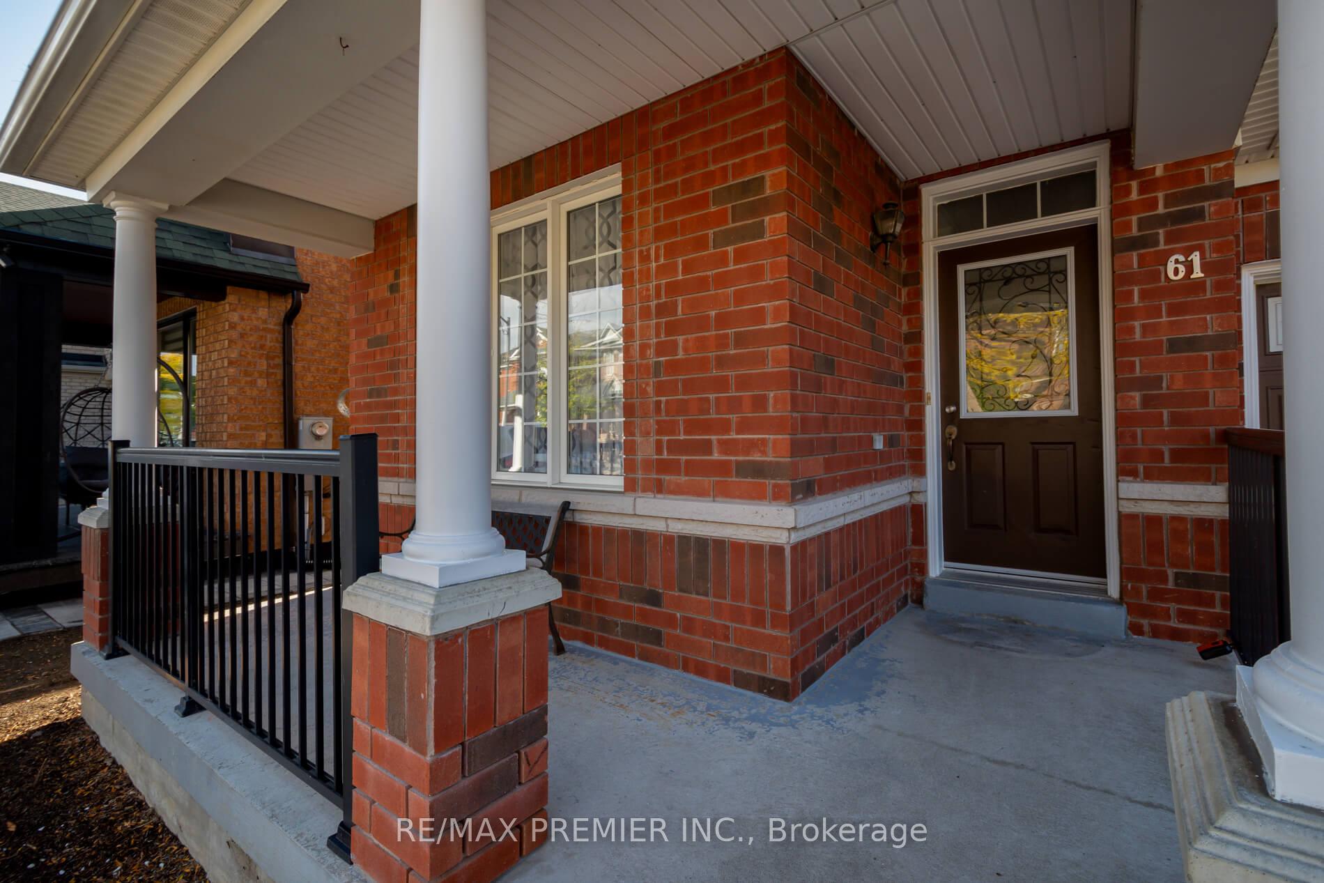 Photo 2 of 61 St Victor Drive, Vaughan, Vellore Village — HOMEH