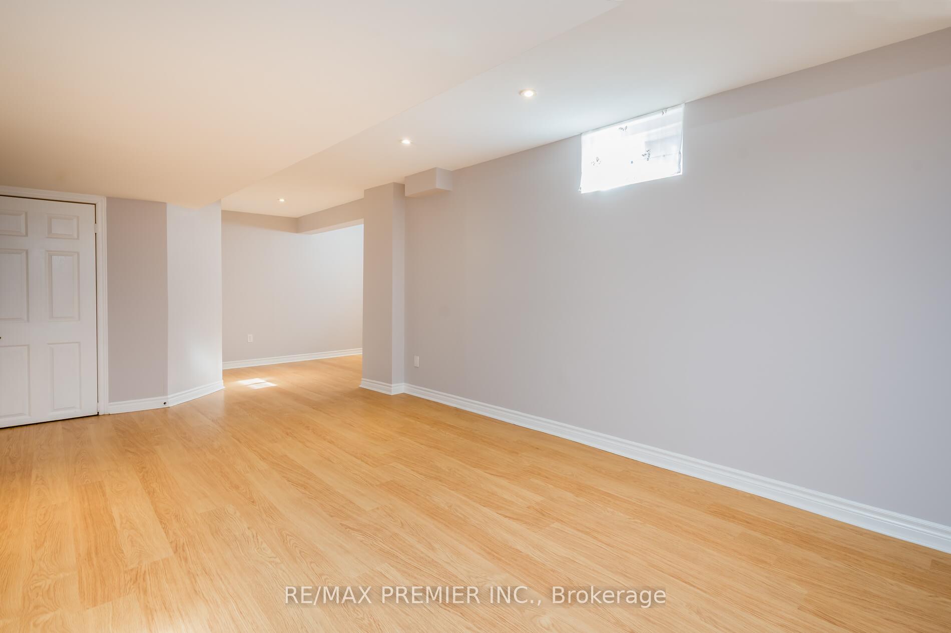 Photo 26 of 61 St Victor Drive, Vaughan, Vellore Village — HOMEH