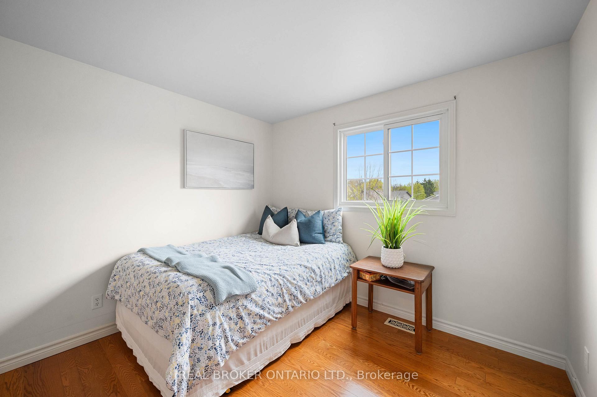 Photo 26 of 153 Thornberry Lane, Waterloo — HOMEH