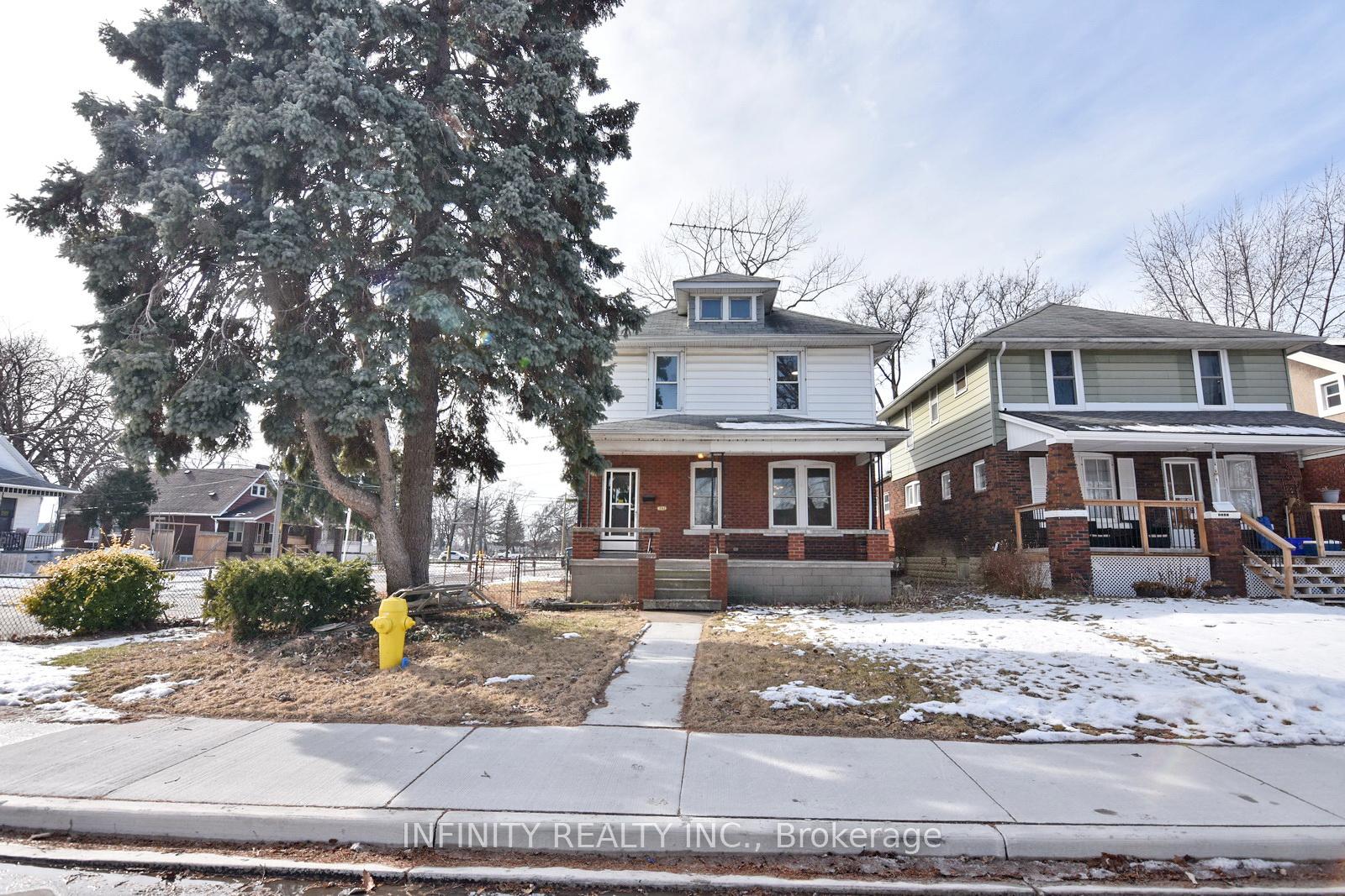 Photo 1 of 1243 Lillian Avenue, Windsor — HOMEH