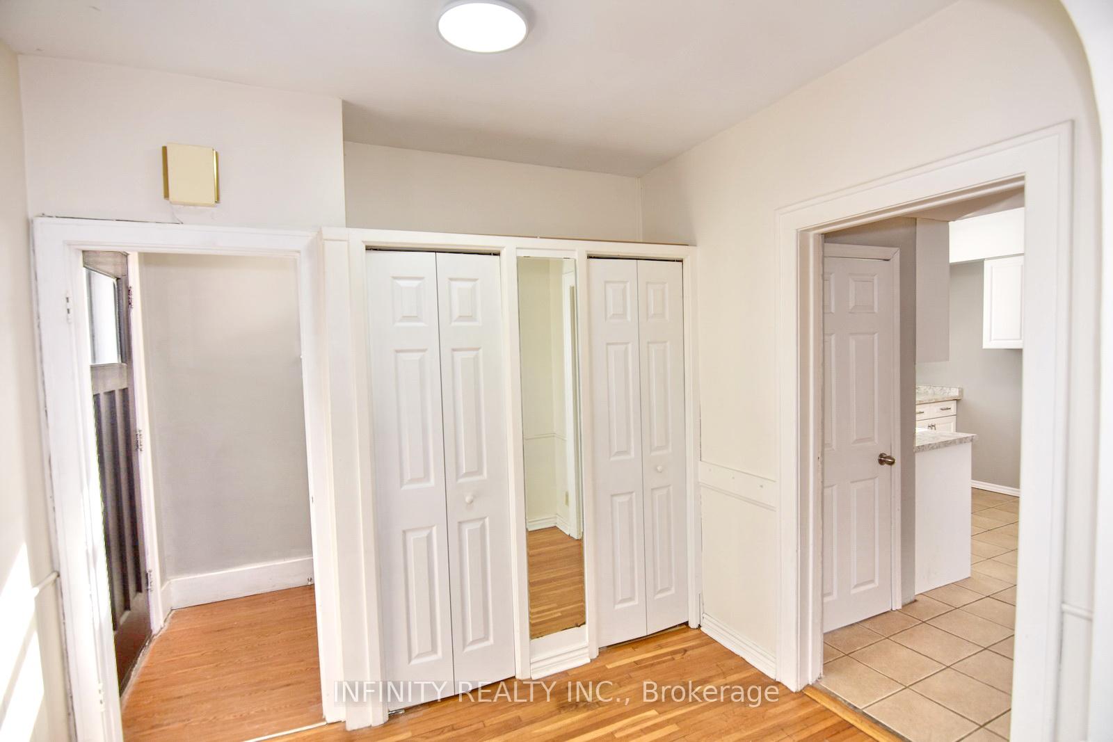 Photo 7 of 1243 Lillian Avenue, Windsor — HOMEH