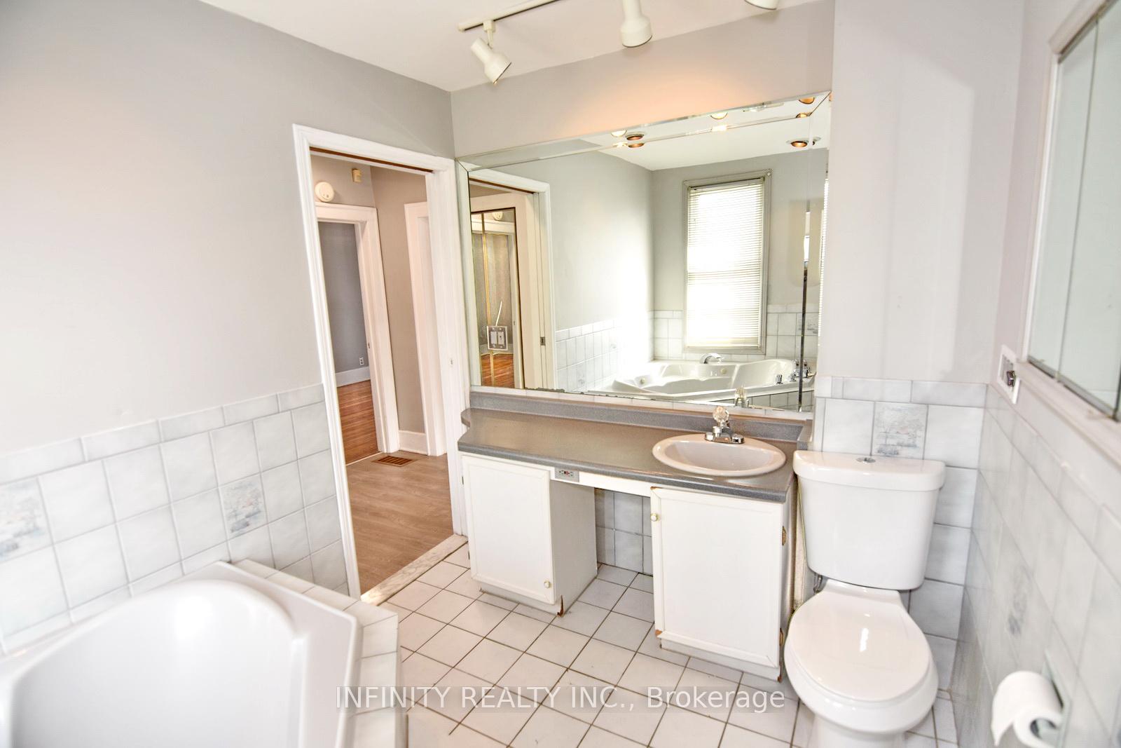 Photo 26 of 1243 Lillian Avenue, Windsor — HOMEH