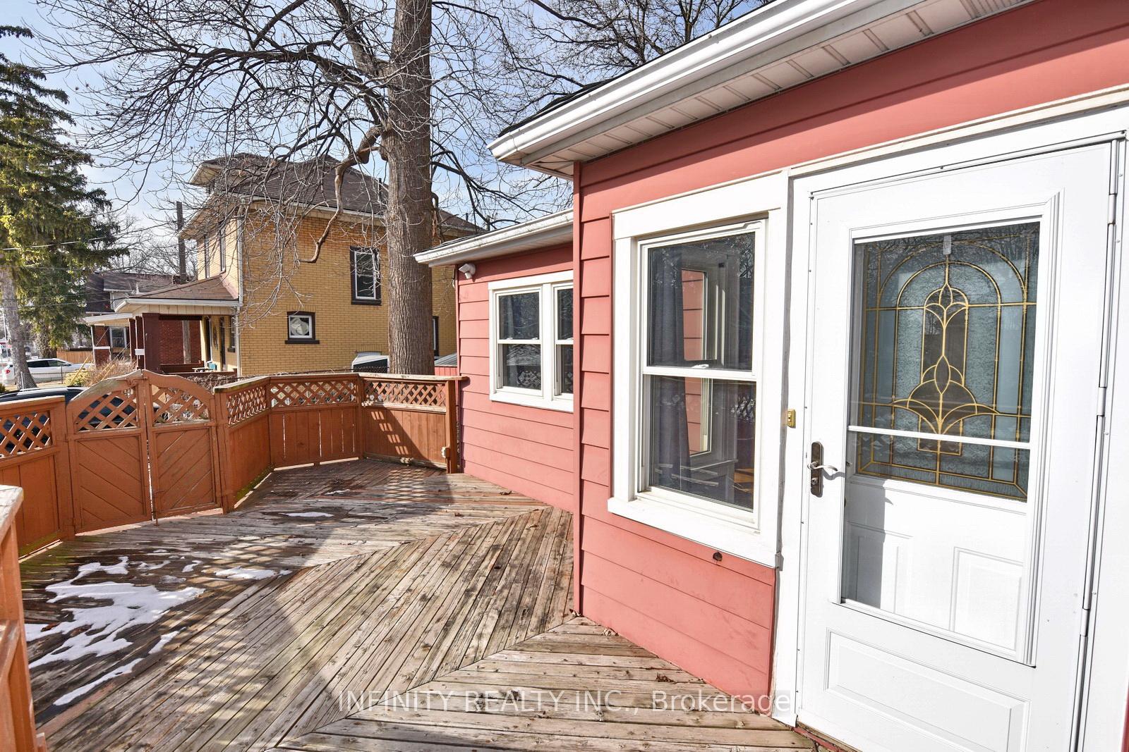 Photo 36 of 1243 Lillian Avenue, Windsor — HOMEH