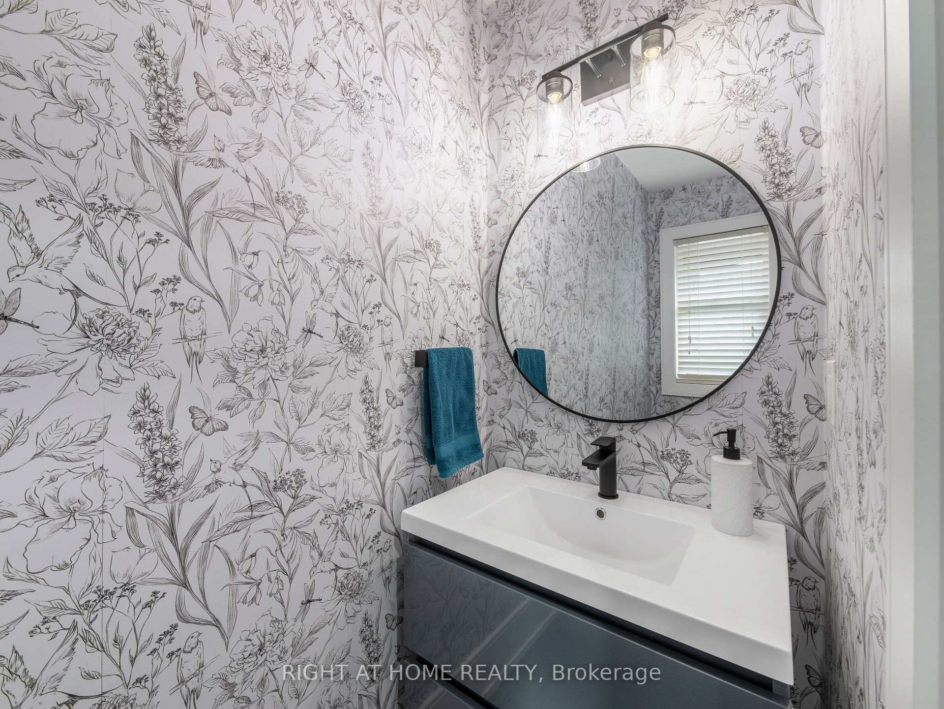 Photo 6 of 151 Kirby Crescent, Whitby, Blue Grass Meadows — HOMEH