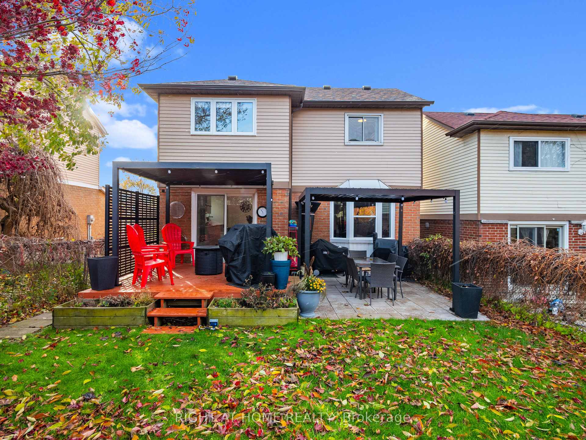 Photo 12 of 151 Kirby Crescent, Whitby, Blue Grass Meadows — HOMEH