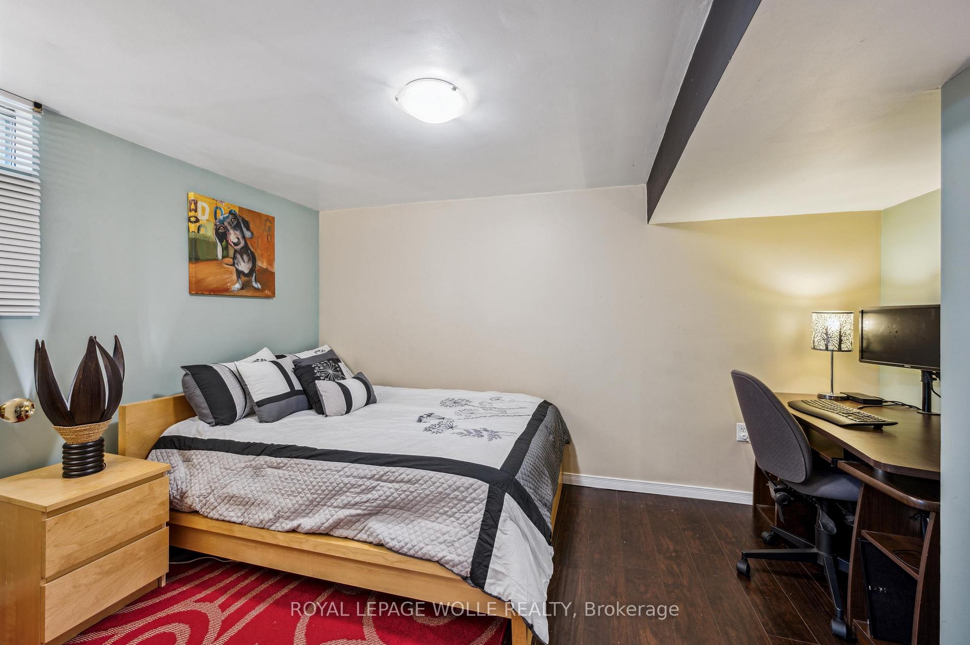 Photo 19 of 555 Fallingbrook Drive, Waterloo — HOMEH