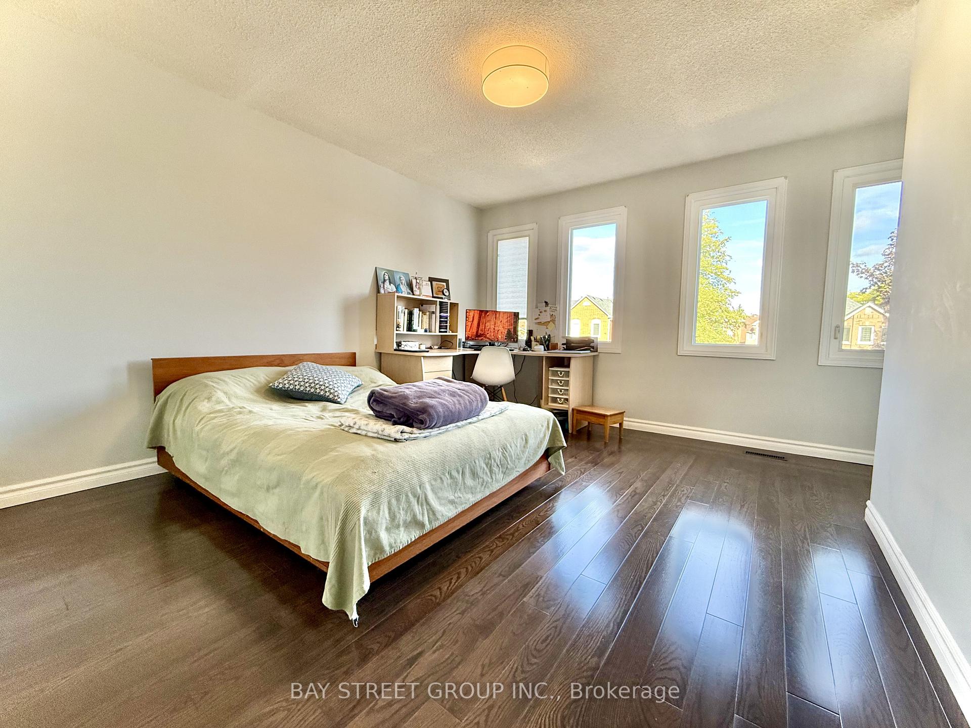 Photo 26 of 65 Rosedale Heights Drive, Vaughan, Uplands — HOMEH