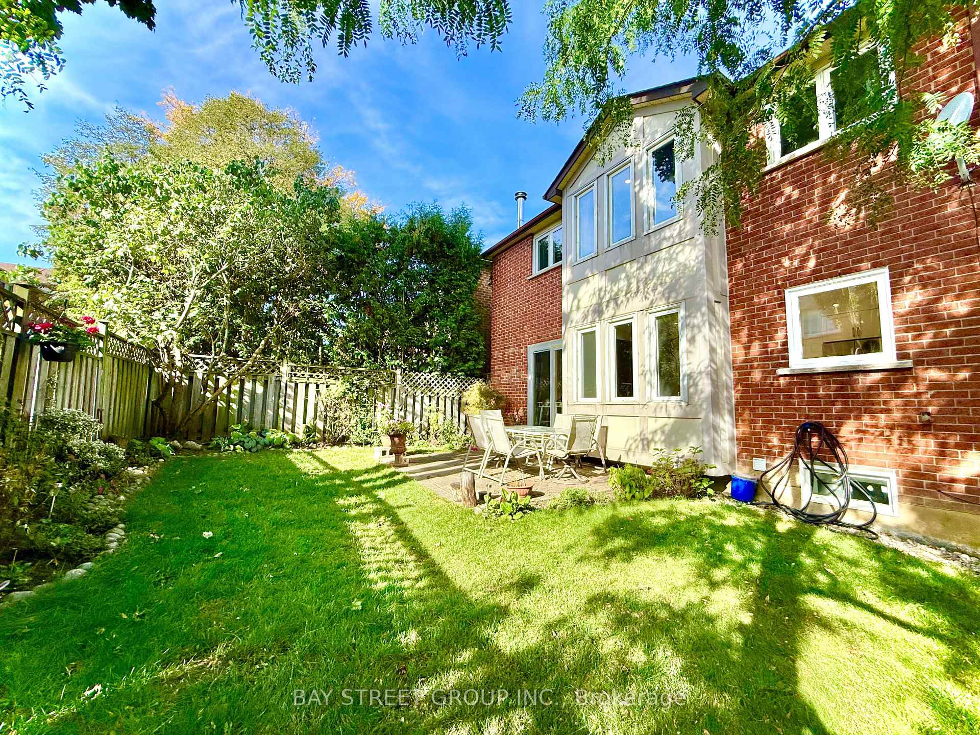 Photo 34 of 65 Rosedale Heights Drive, Vaughan, Uplands — HOMEH