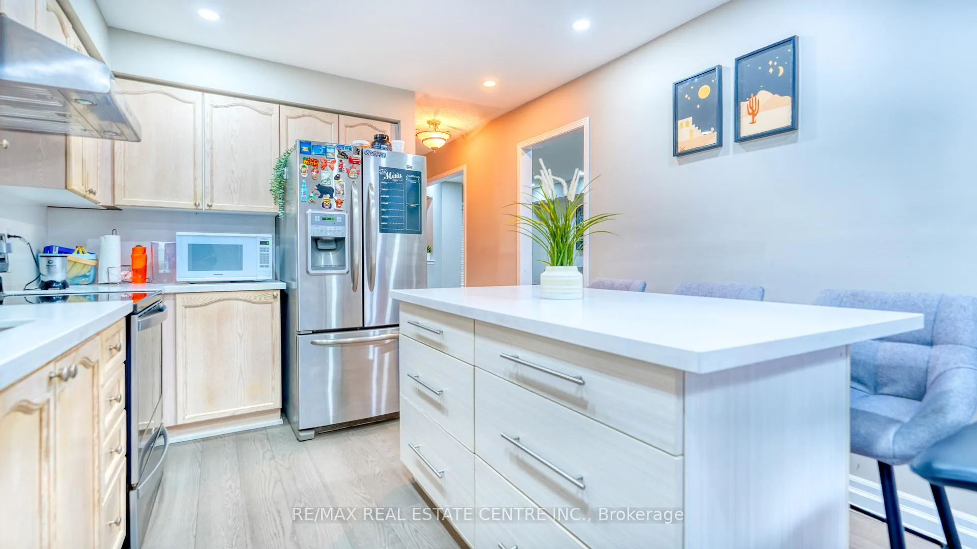 Photo 12 of 37 Shenandoah Drive, Whitby, Williamsburg — HOMEH