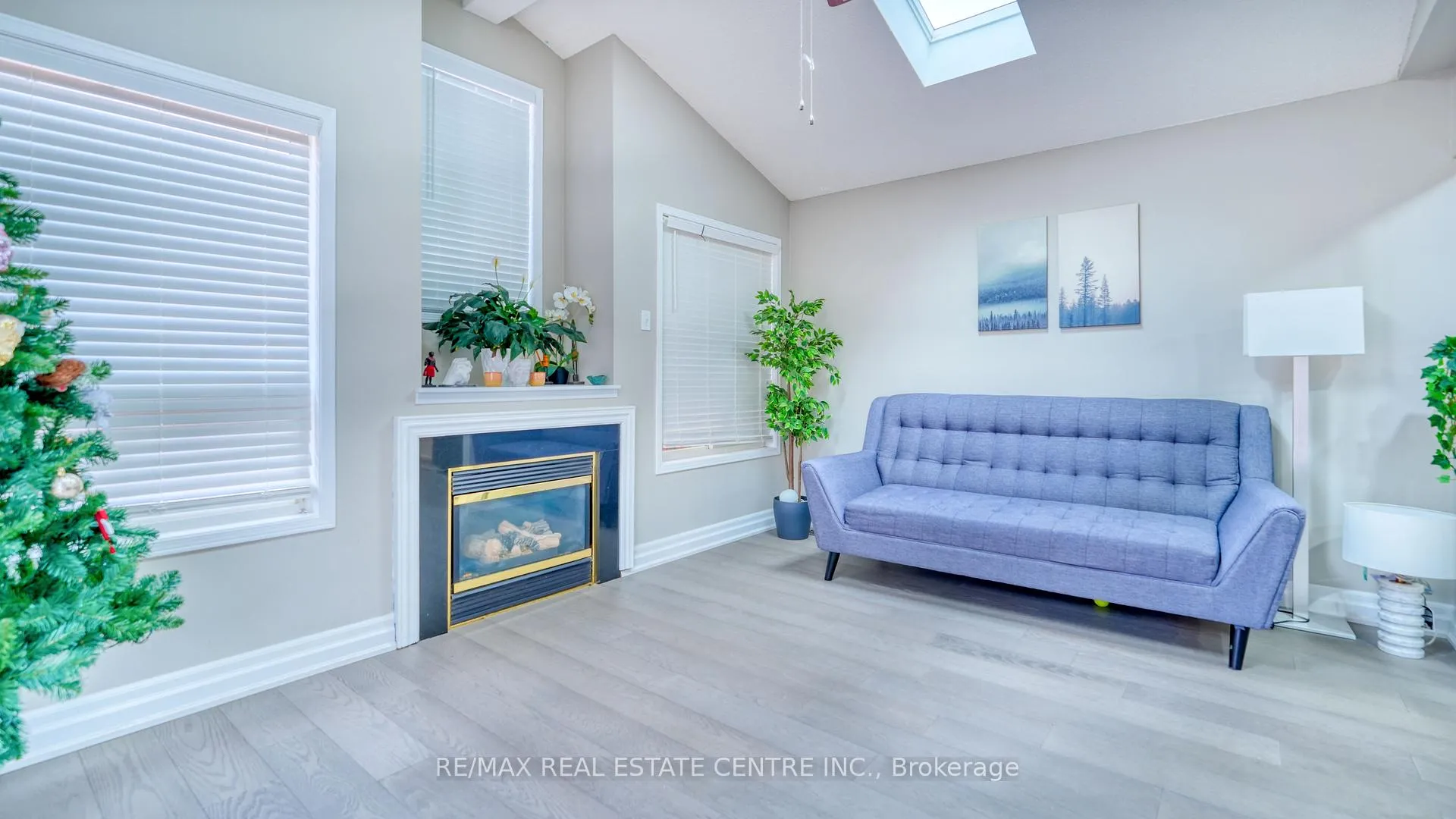 Photo 17 of 37 Shenandoah Drive, Whitby, Williamsburg — HOMEH