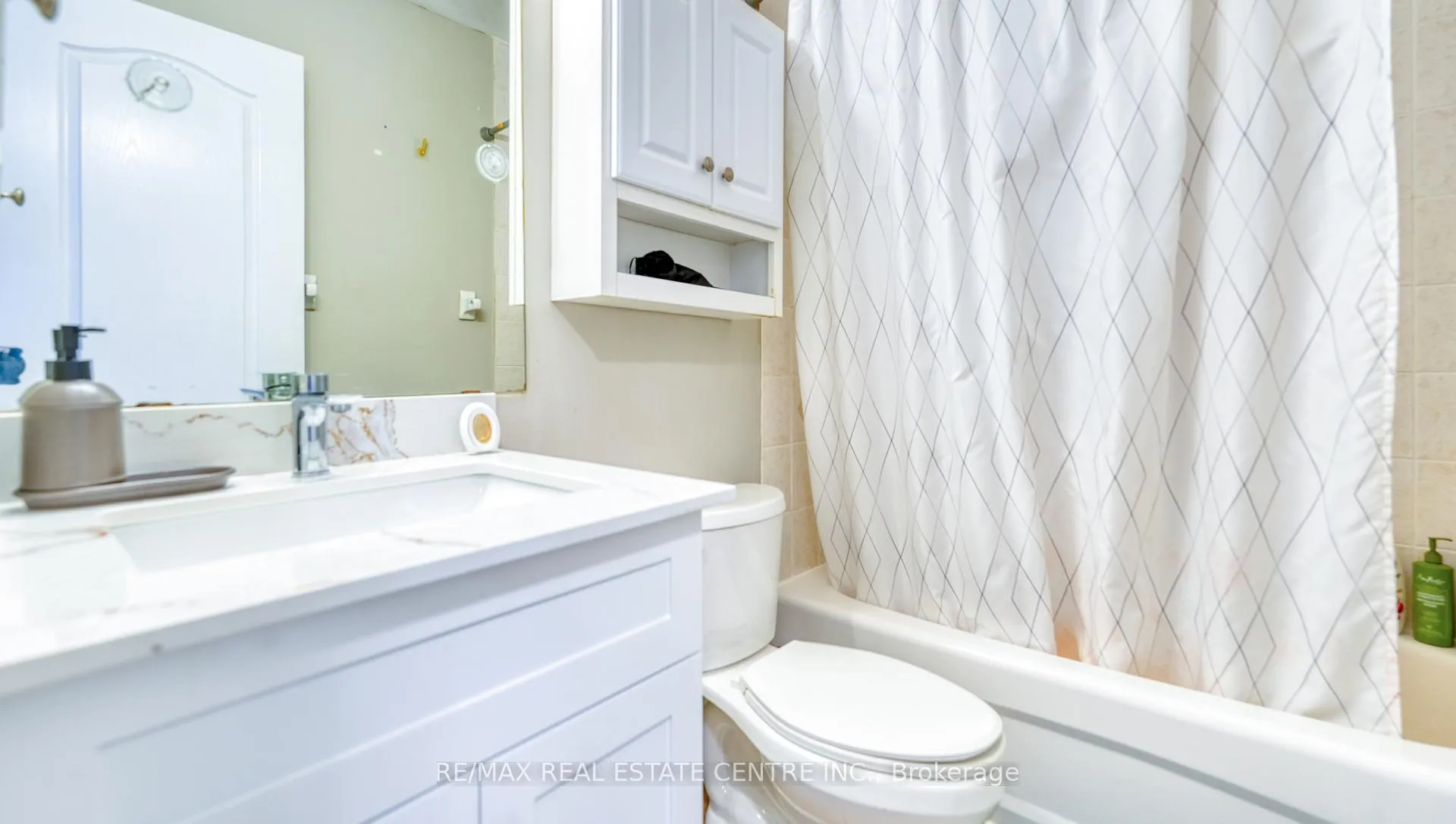 Photo 30 of 37 Shenandoah Drive, Whitby, Williamsburg — HOMEH
