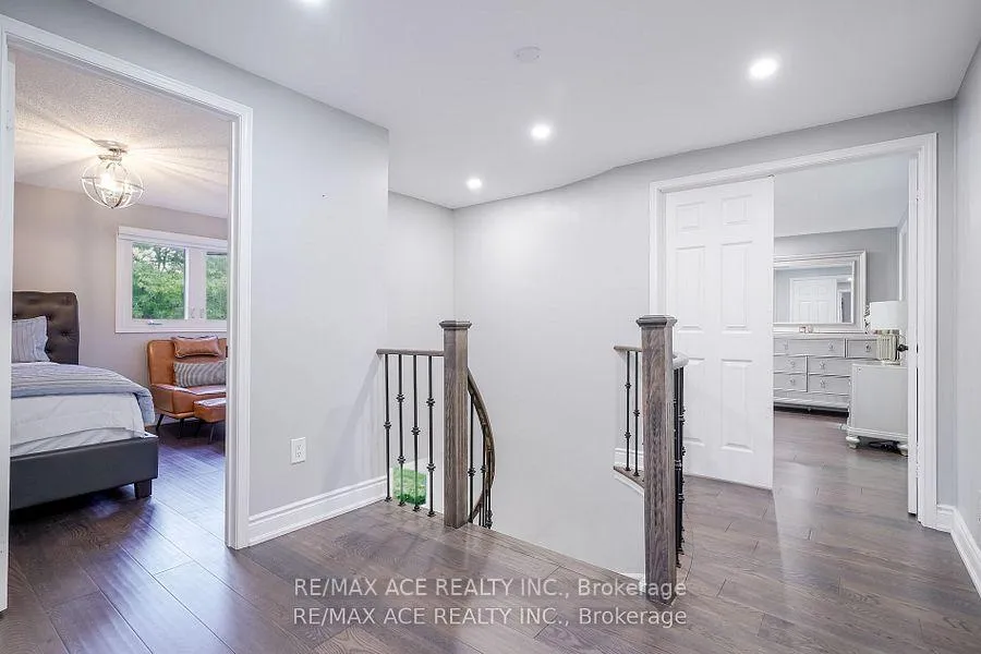 Photo 19 of 10 Maplewood Drive, Whitby, Blue Grass Meadows — HOMEH