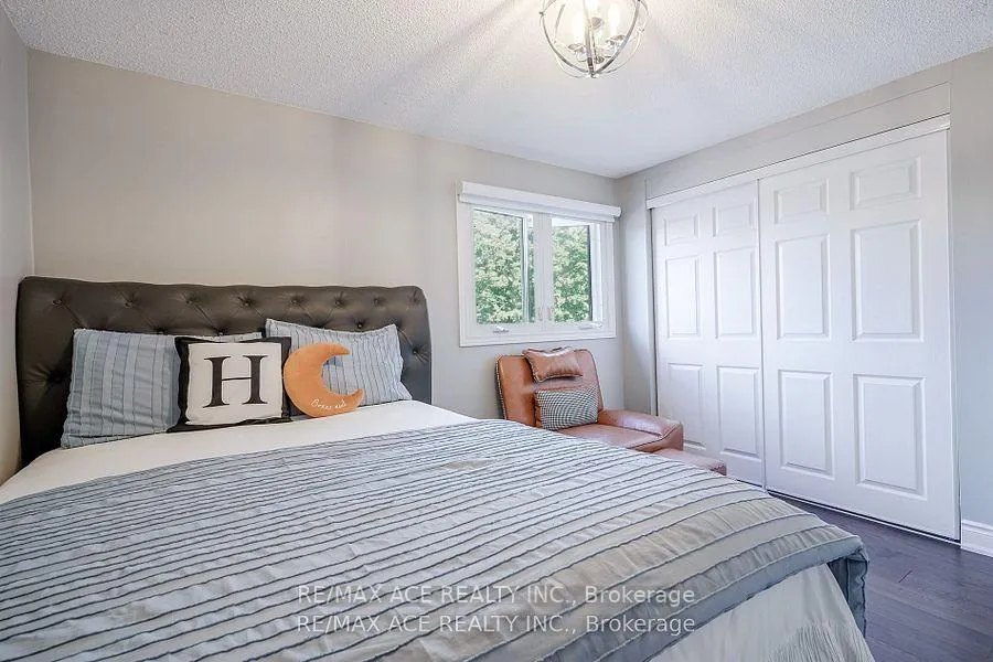Photo 29 of 10 Maplewood Drive, Whitby, Blue Grass Meadows — HOMEH
