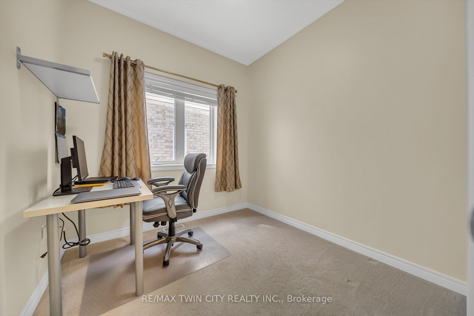 Photo 19 of 697 Sundew Drive, Waterloo — HOMEH