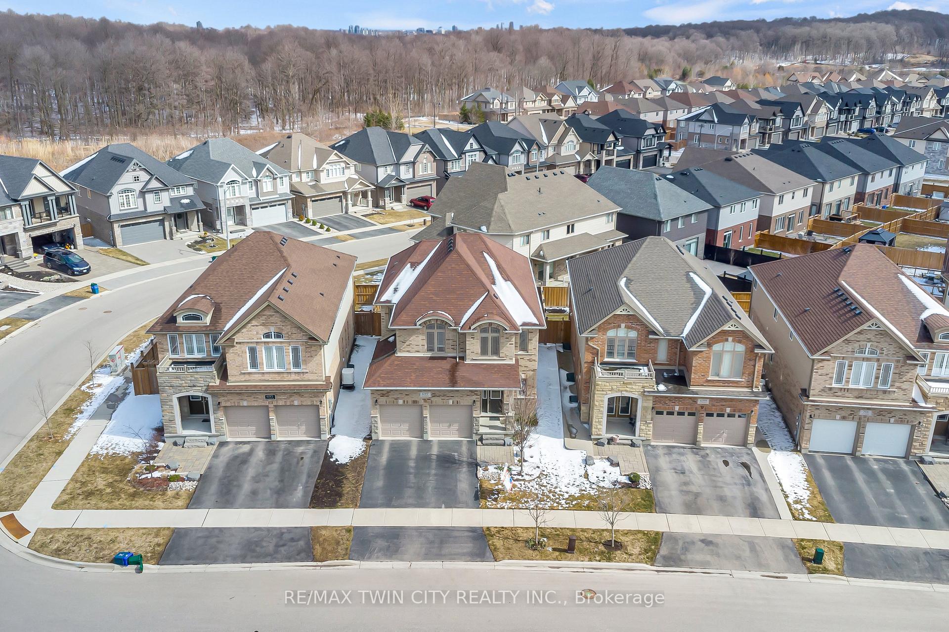 Photo 42 of 697 Sundew Drive, Waterloo — HOMEH