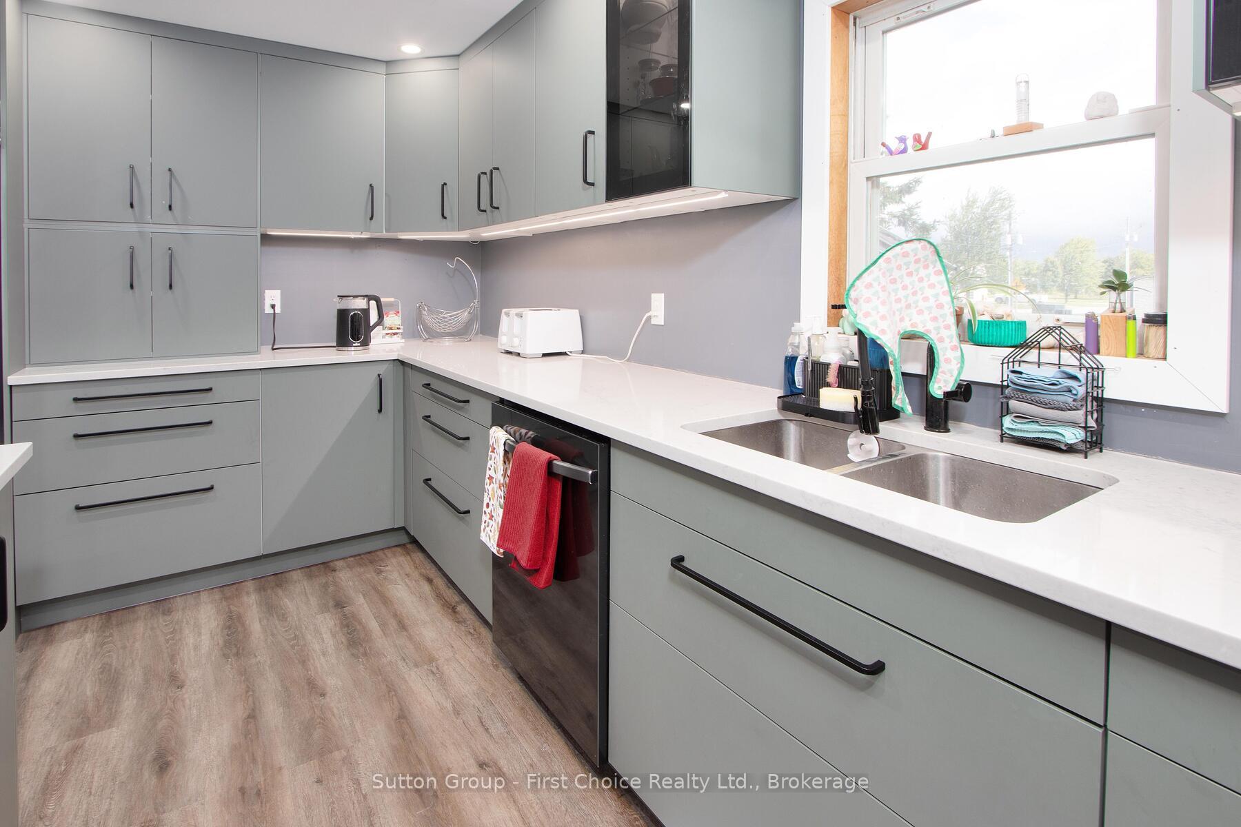 Photo 10 of 27 Arthur Street, West Perth, Mitchell — HOMEH