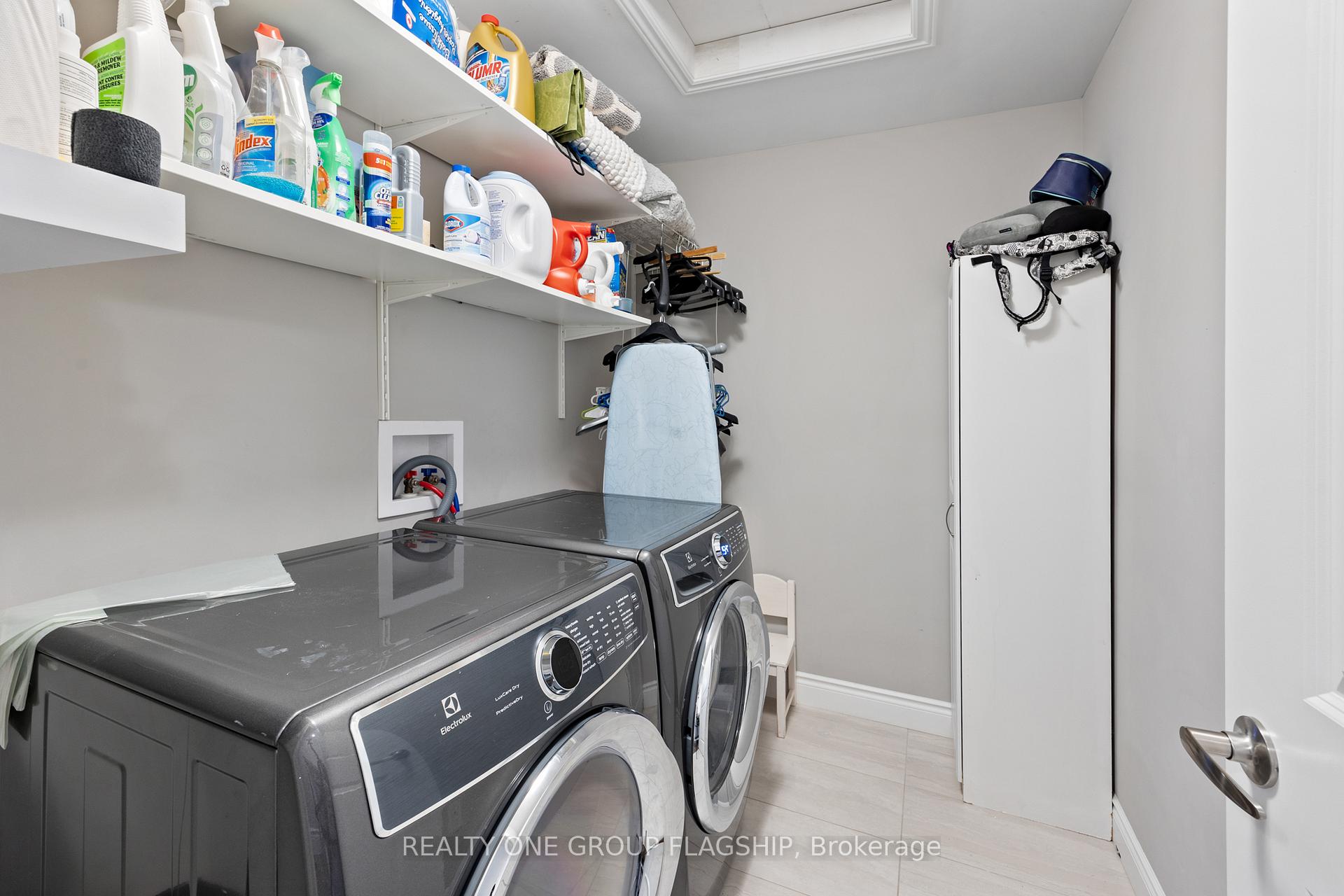 Photo 24 of 1176 Kamloops Street, Windsor — HOMEH
