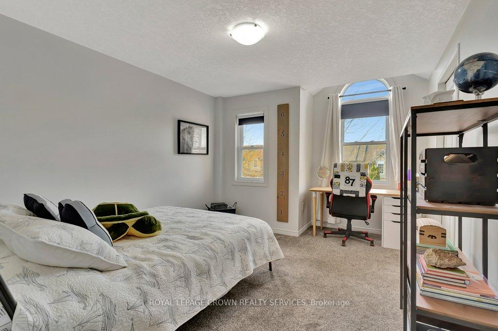 Photo 16 of 503 Virginia Creeper Street, Waterloo — HOMEH