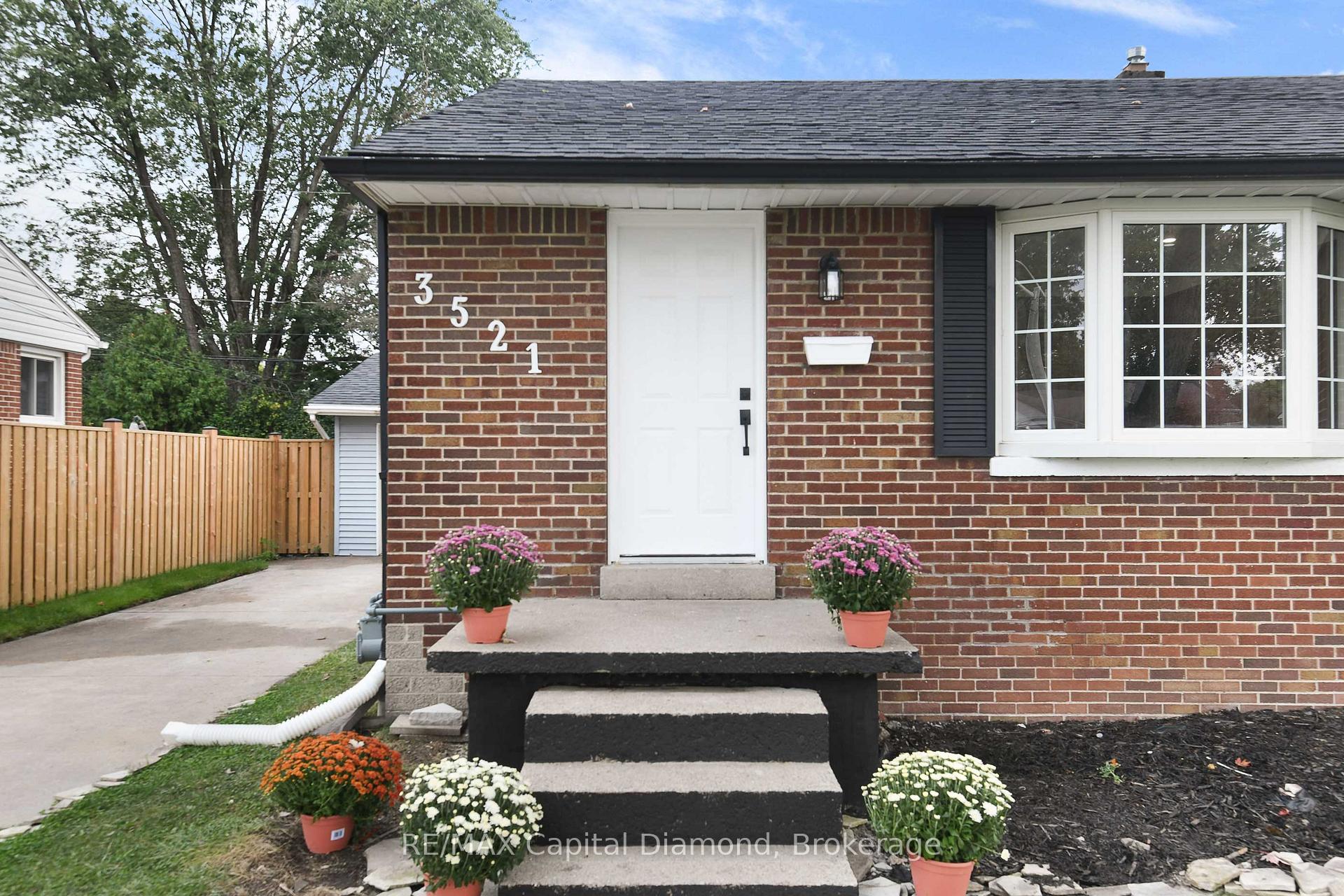 Photo 18 of 3521 Dominion Boulevard, Windsor — HOMEH
