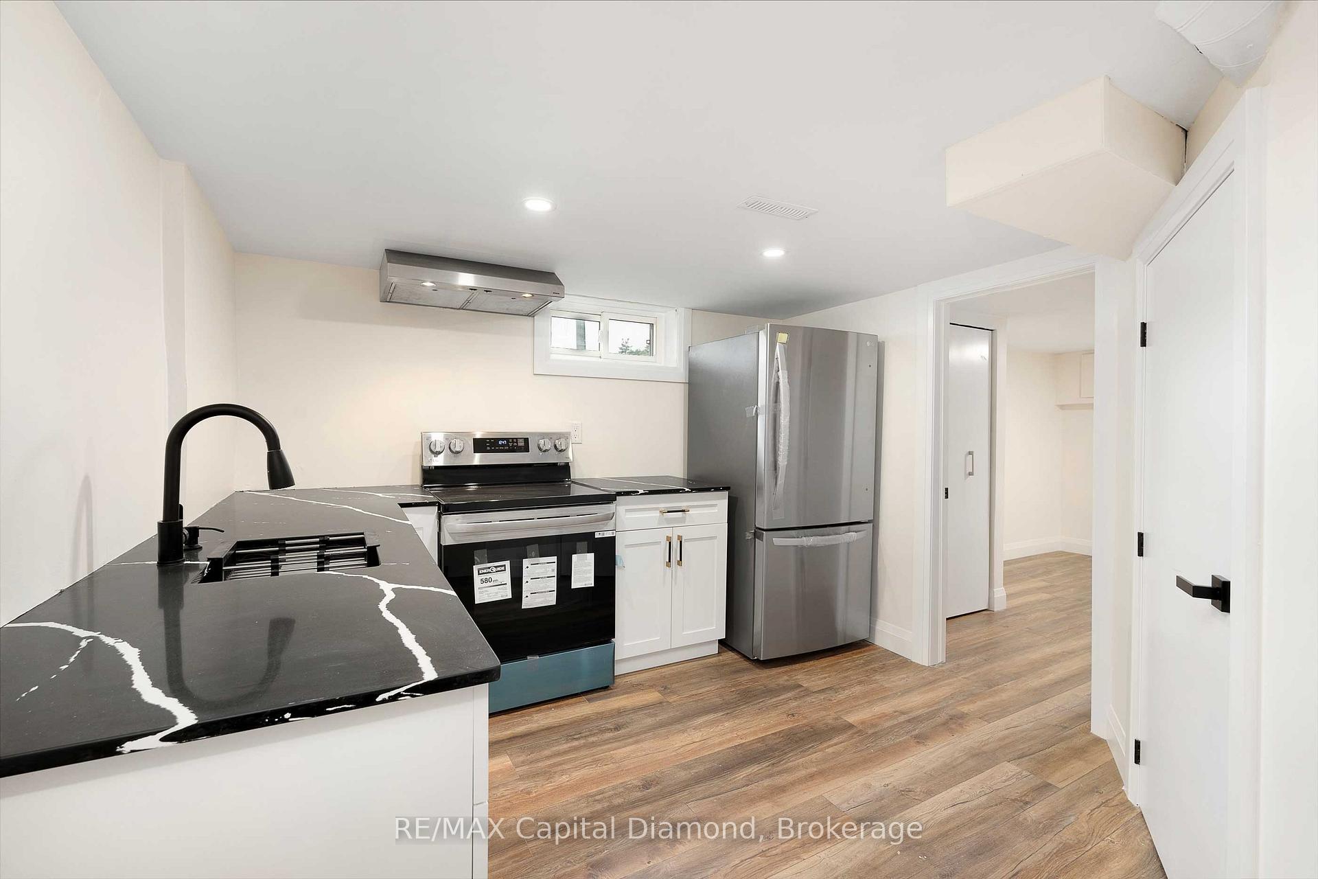 Photo 31 of 3521 Dominion Boulevard, Windsor — HOMEH