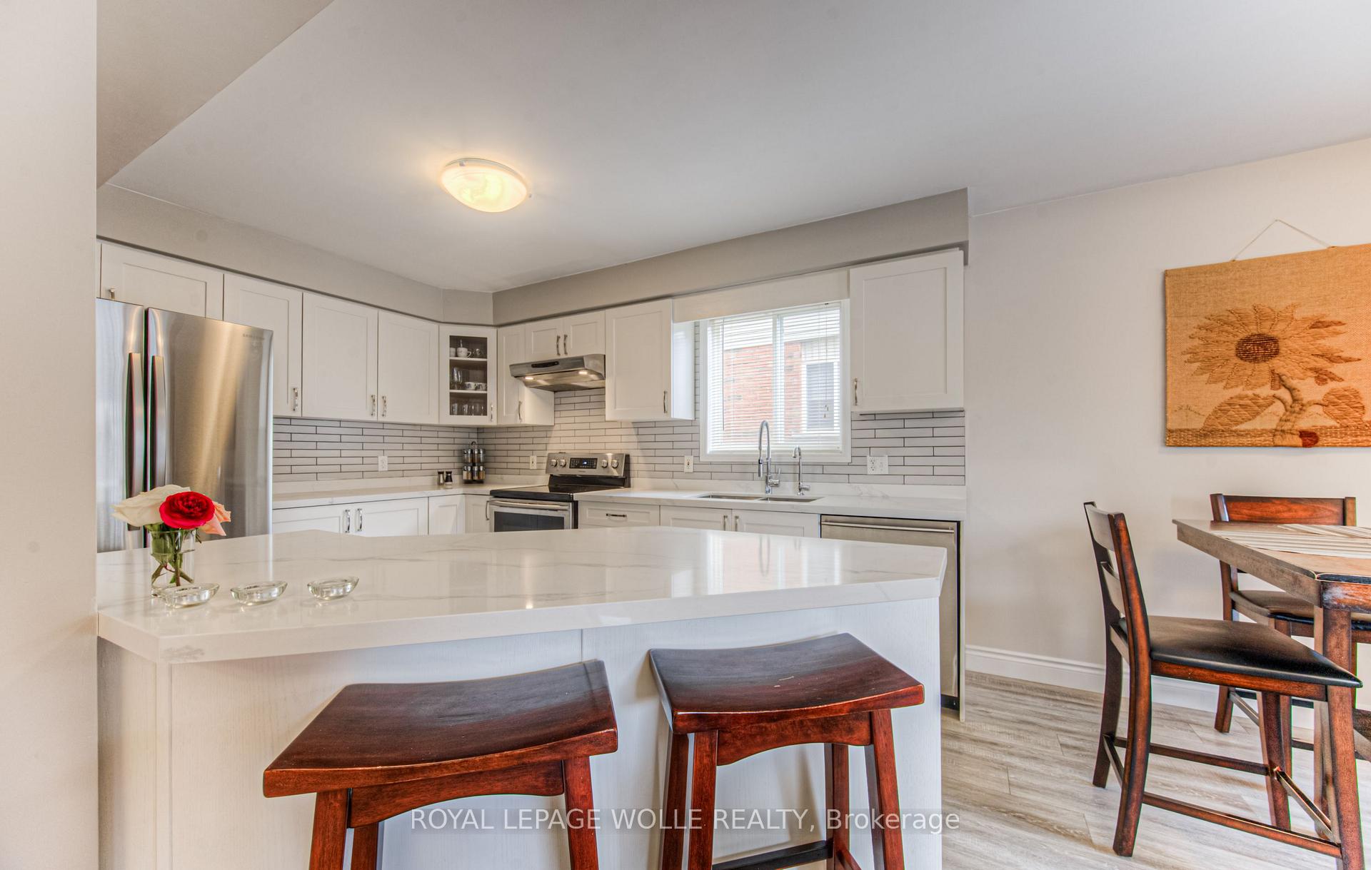 Photo 13 of 732 Grand Banks Drive, Waterloo — HOMEH