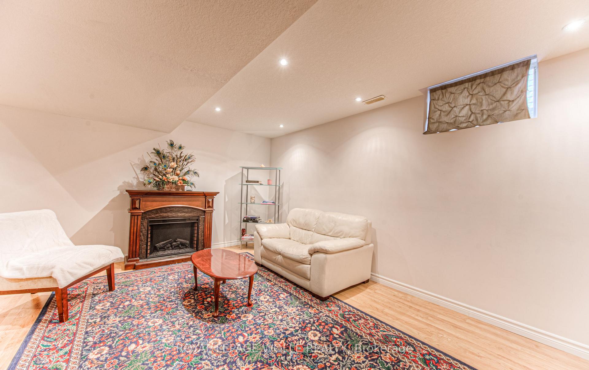 Photo 37 of 732 Grand Banks Drive, Waterloo — HOMEH