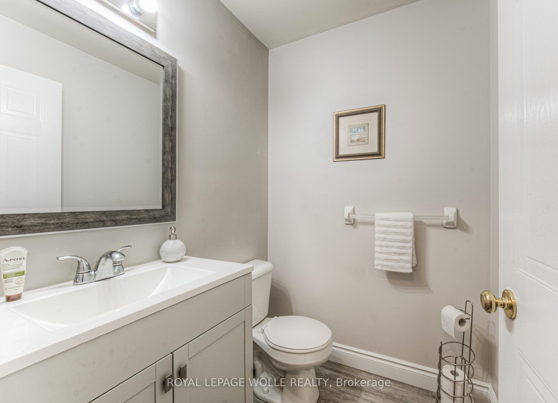 Photo 38 of 732 Grand Banks Drive, Waterloo — HOMEH