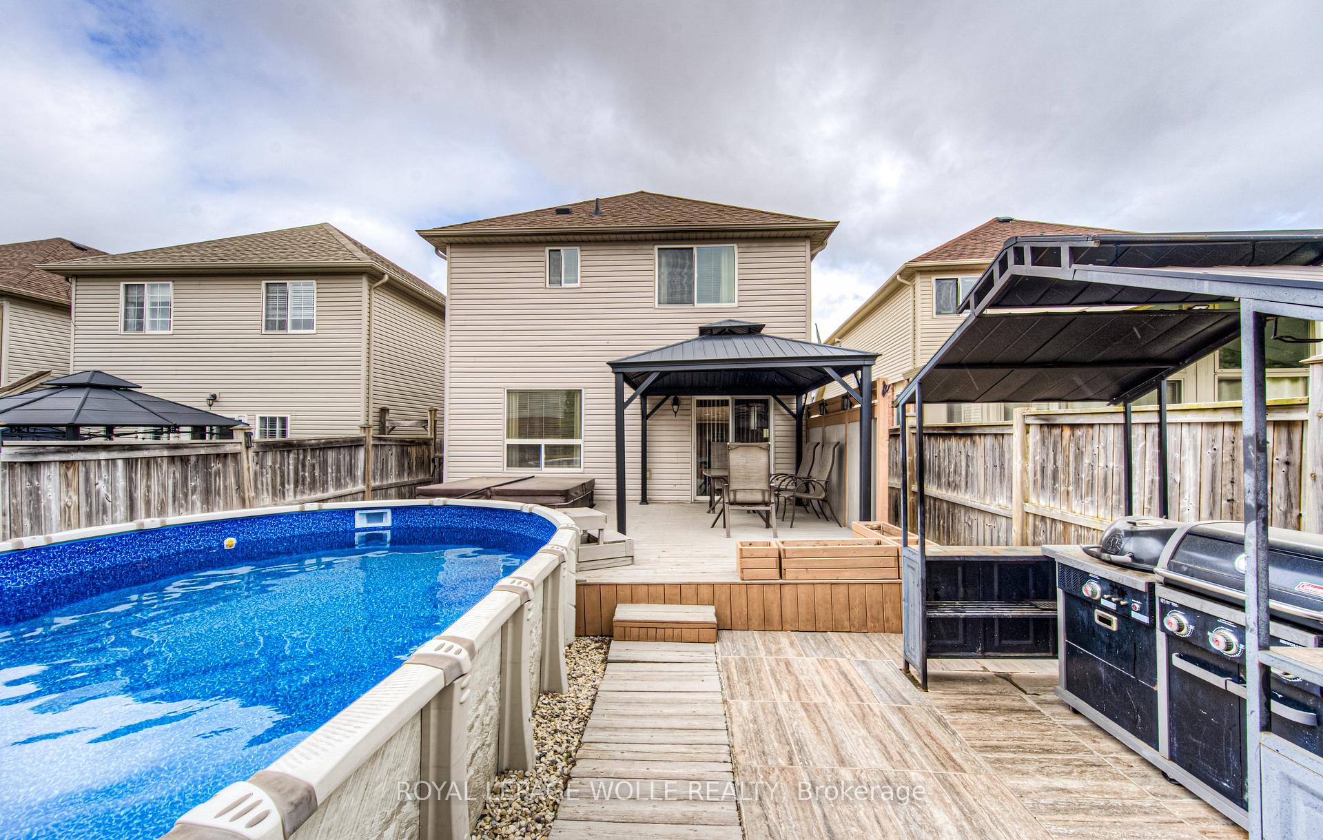 Photo 41 of 732 Grand Banks Drive, Waterloo — HOMEH
