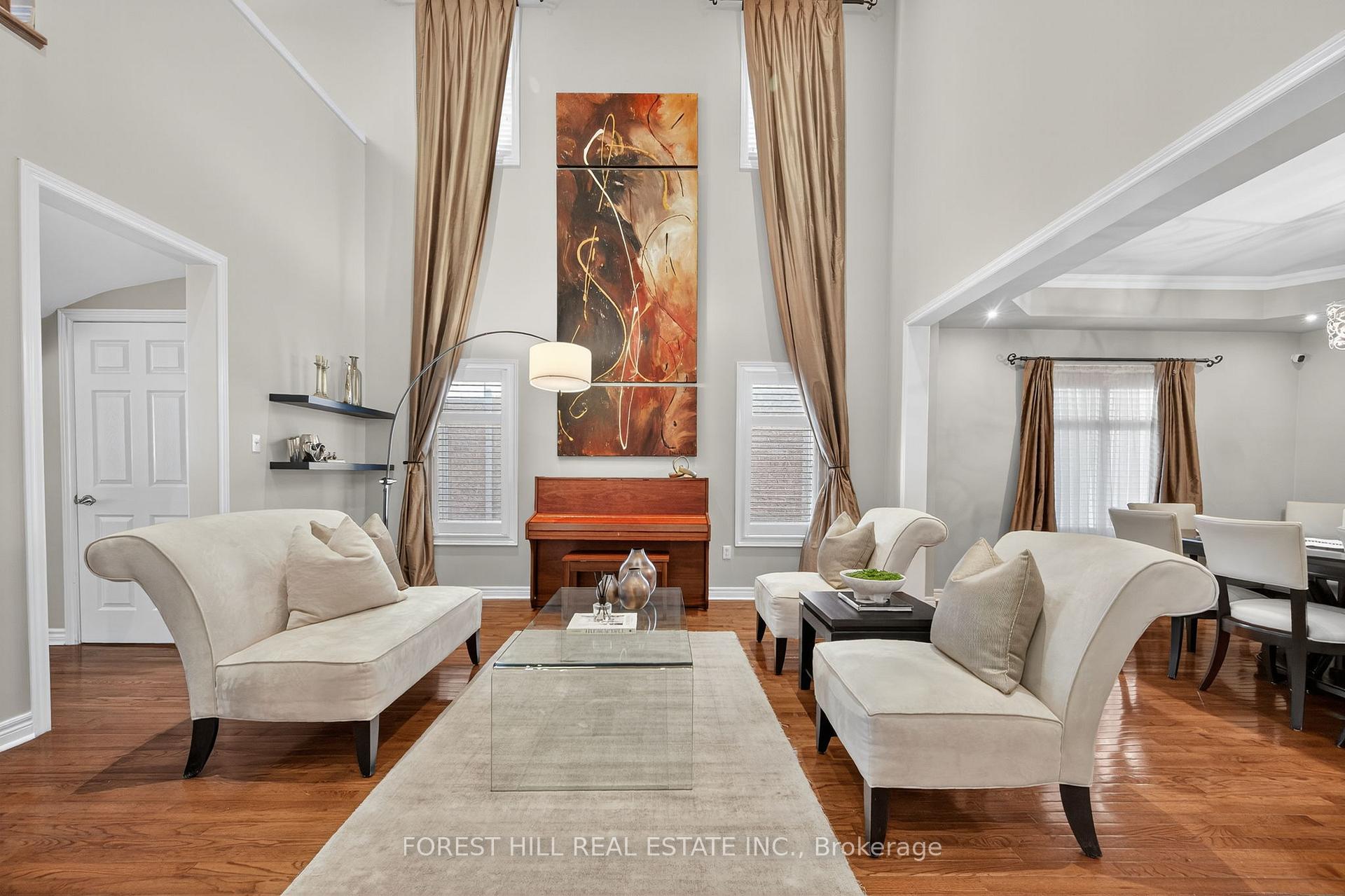 Photo 3 of 271 Autumn Hill Boulevard, Vaughan, Patterson — HOMEH