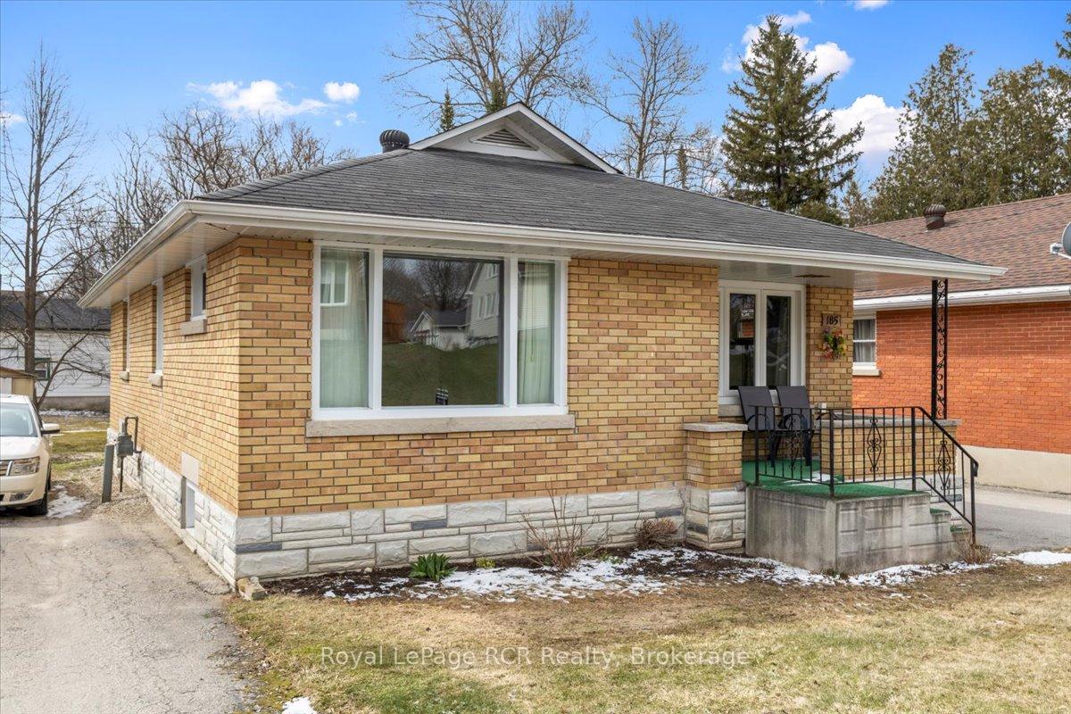 Photo 3 of 185 Saddler Street E, West Grey — HOMEH