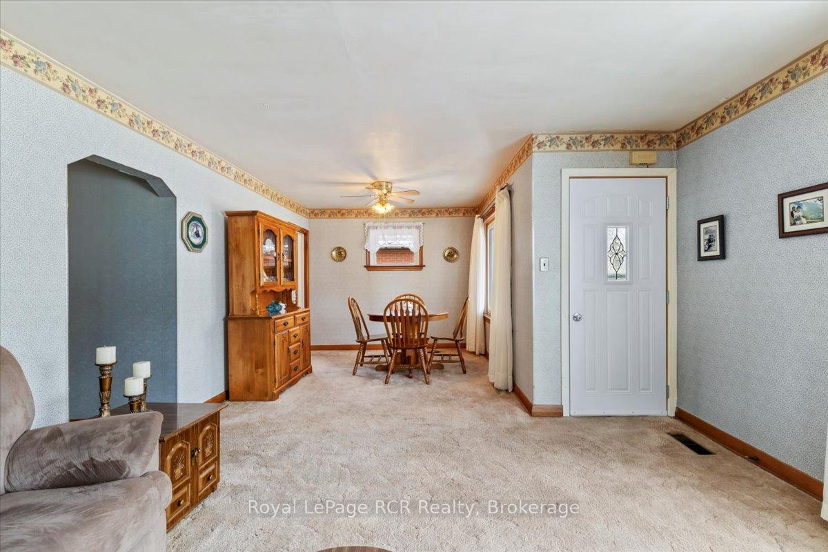 Photo 7 of 185 Saddler Street E, West Grey — HOMEH