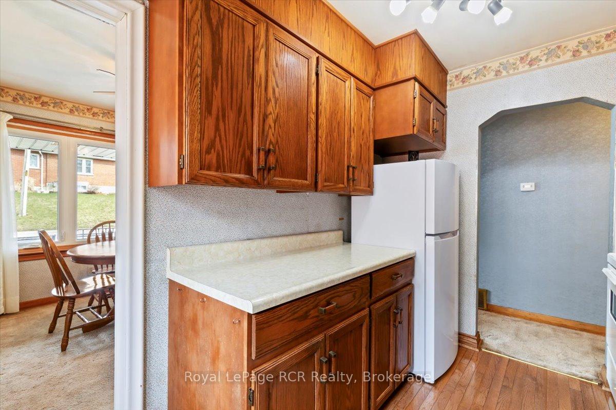 Photo 10 of 185 Saddler Street E, West Grey — HOMEH