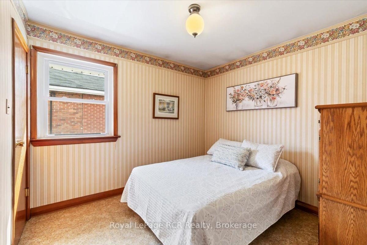 Photo 13 of 185 Saddler Street E, West Grey — HOMEH