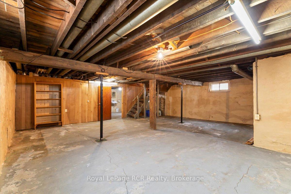 Photo 19 of 185 Saddler Street E, West Grey — HOMEH