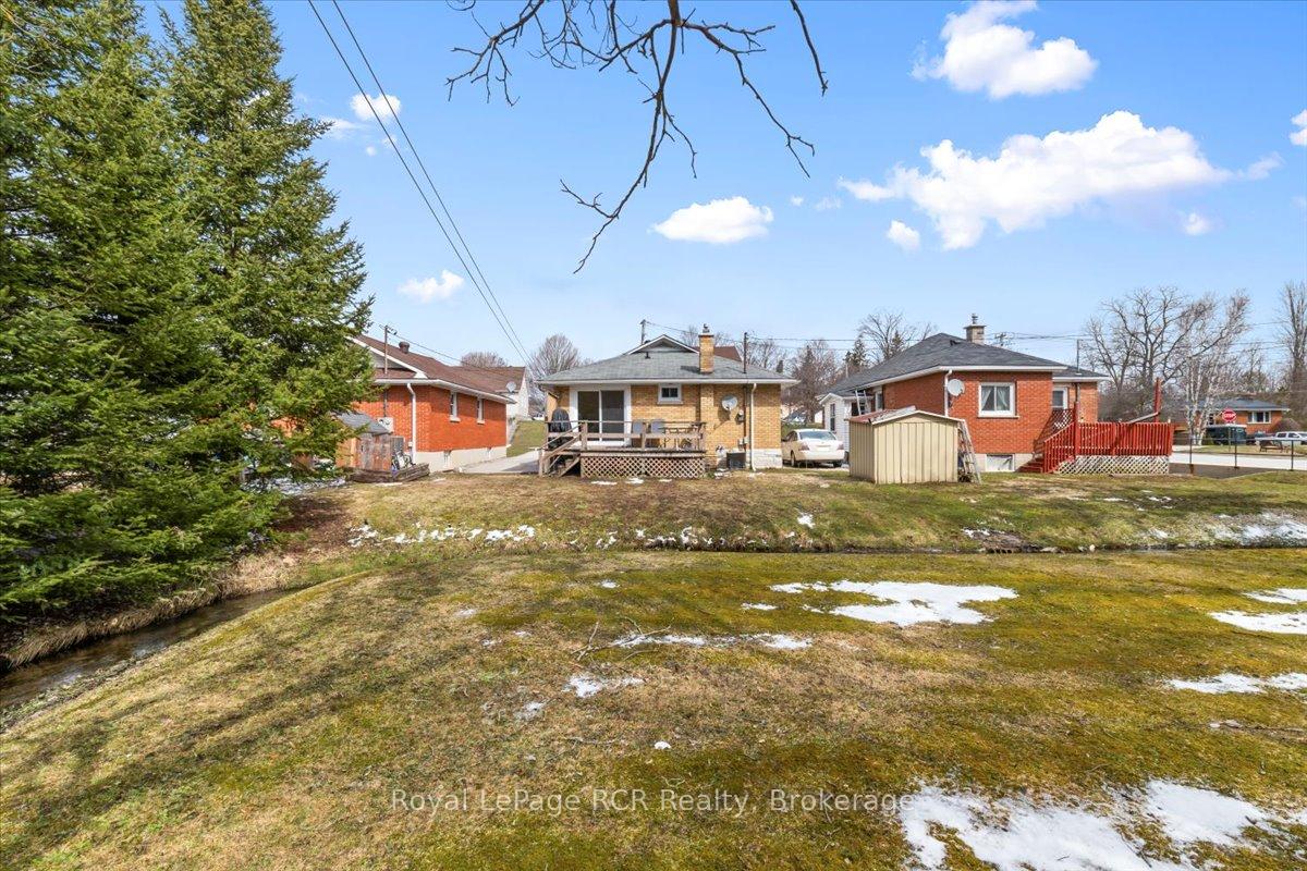 Photo 25 of 185 Saddler Street E, West Grey — HOMEH