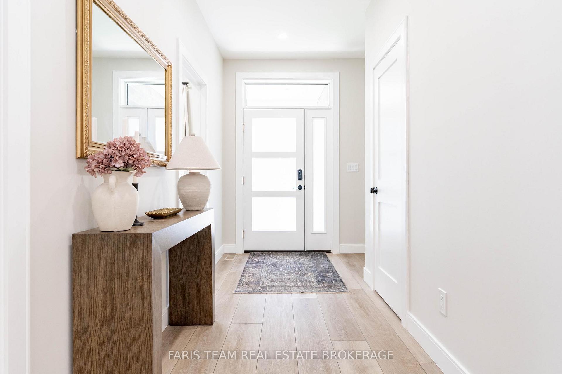 Photo 5 of 23 49th Street S, Wasaga Beach — HOMEH