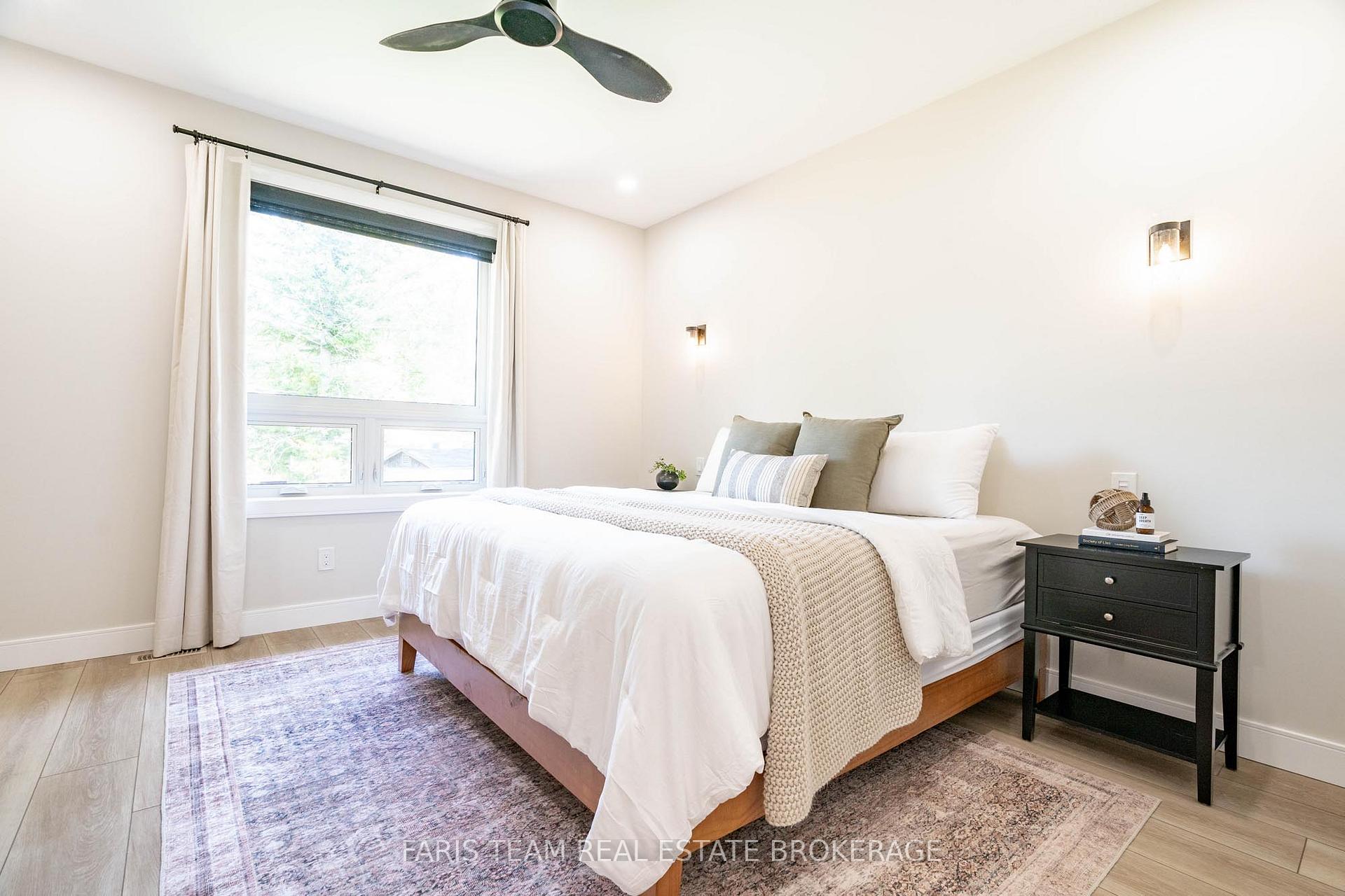 Photo 19 of 23 49th Street S, Wasaga Beach — HOMEH