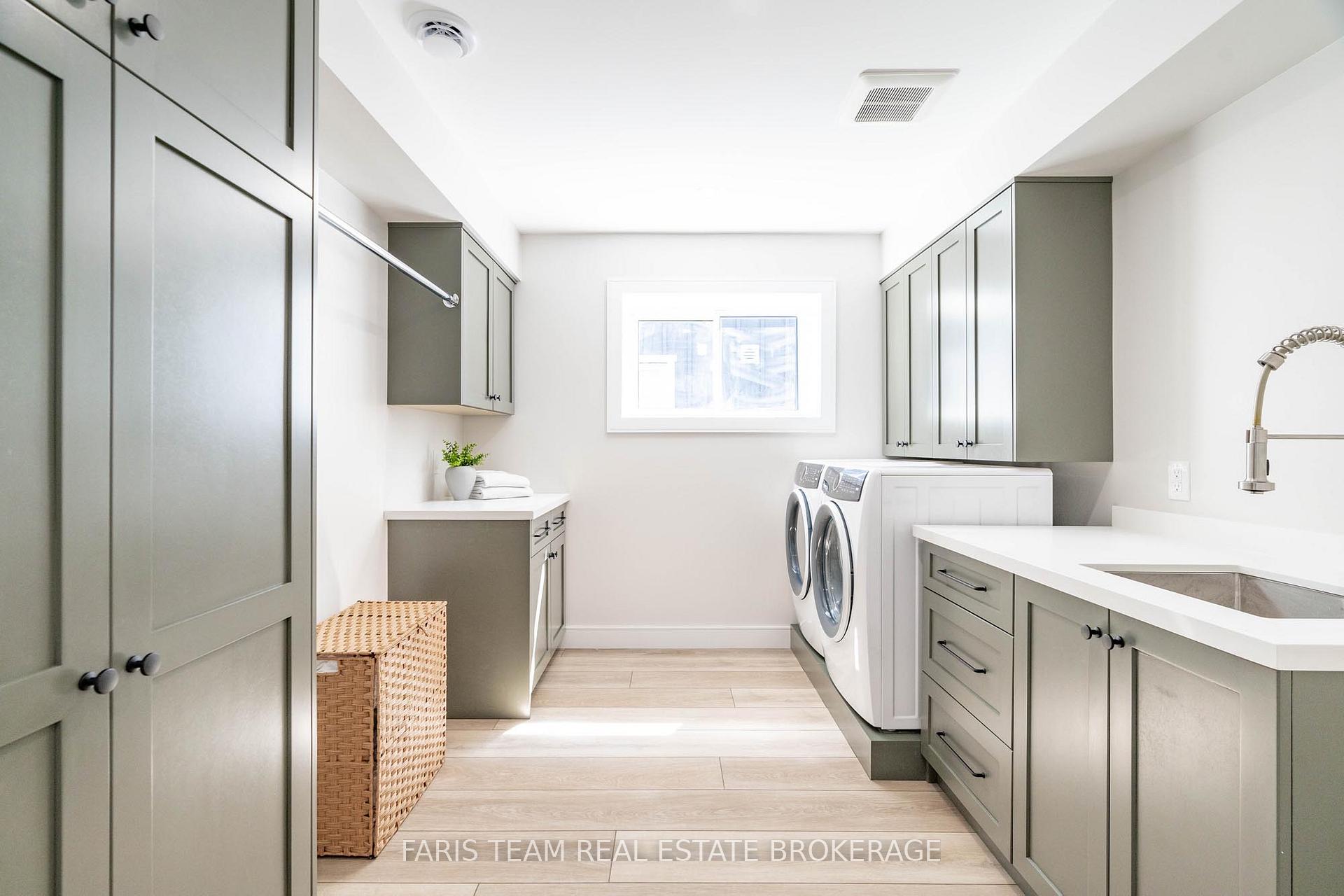 Photo 37 of 23 49th Street S, Wasaga Beach — HOMEH