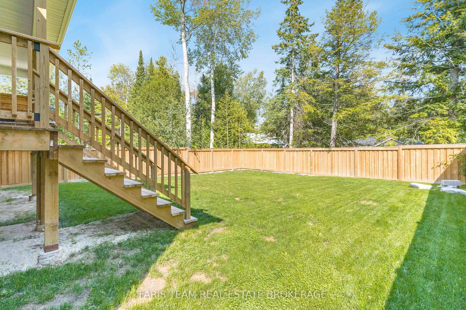 Photo 41 of 23 49th Street S, Wasaga Beach — HOMEH