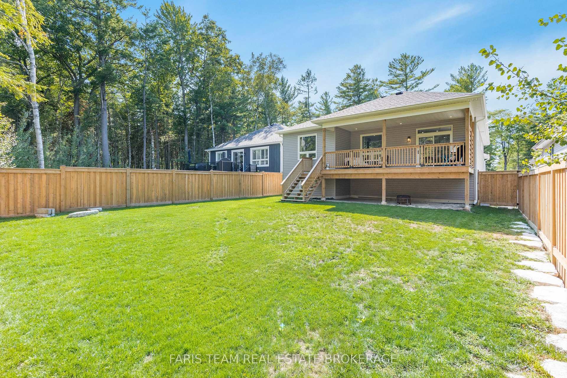 Photo 43 of 23 49th Street S, Wasaga Beach — HOMEH