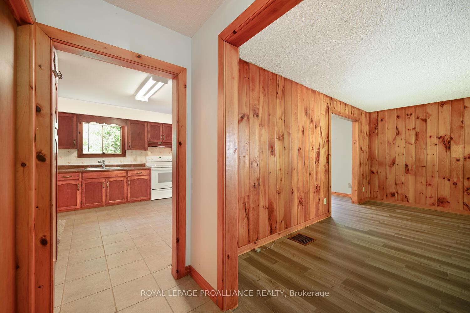 Photo 7 of 3050 Merwin Lane, Augusta, Augusta Twp — HOMEH