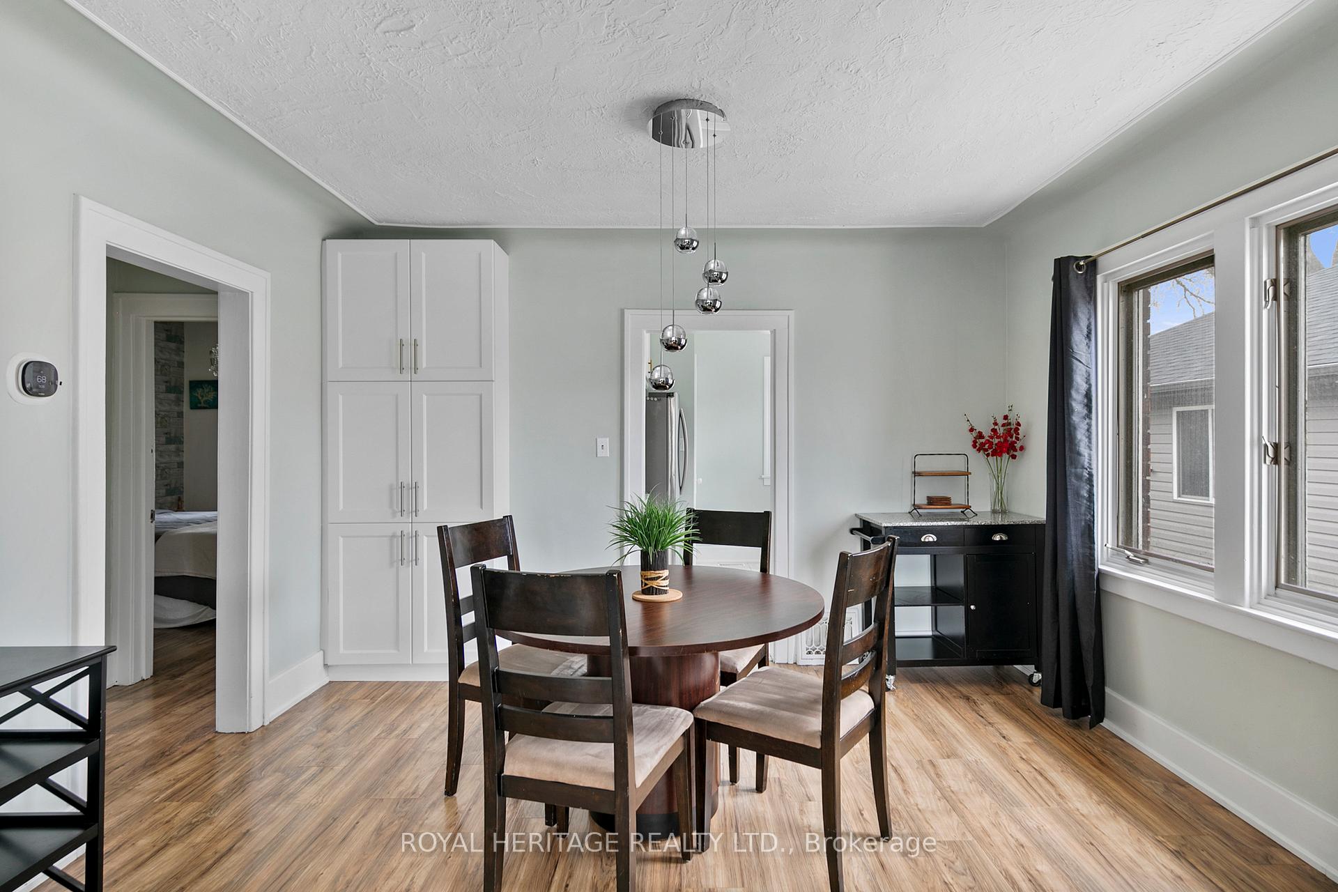 Photo 6 of 680 Josephine Avenue, Windsor — HOMEH
