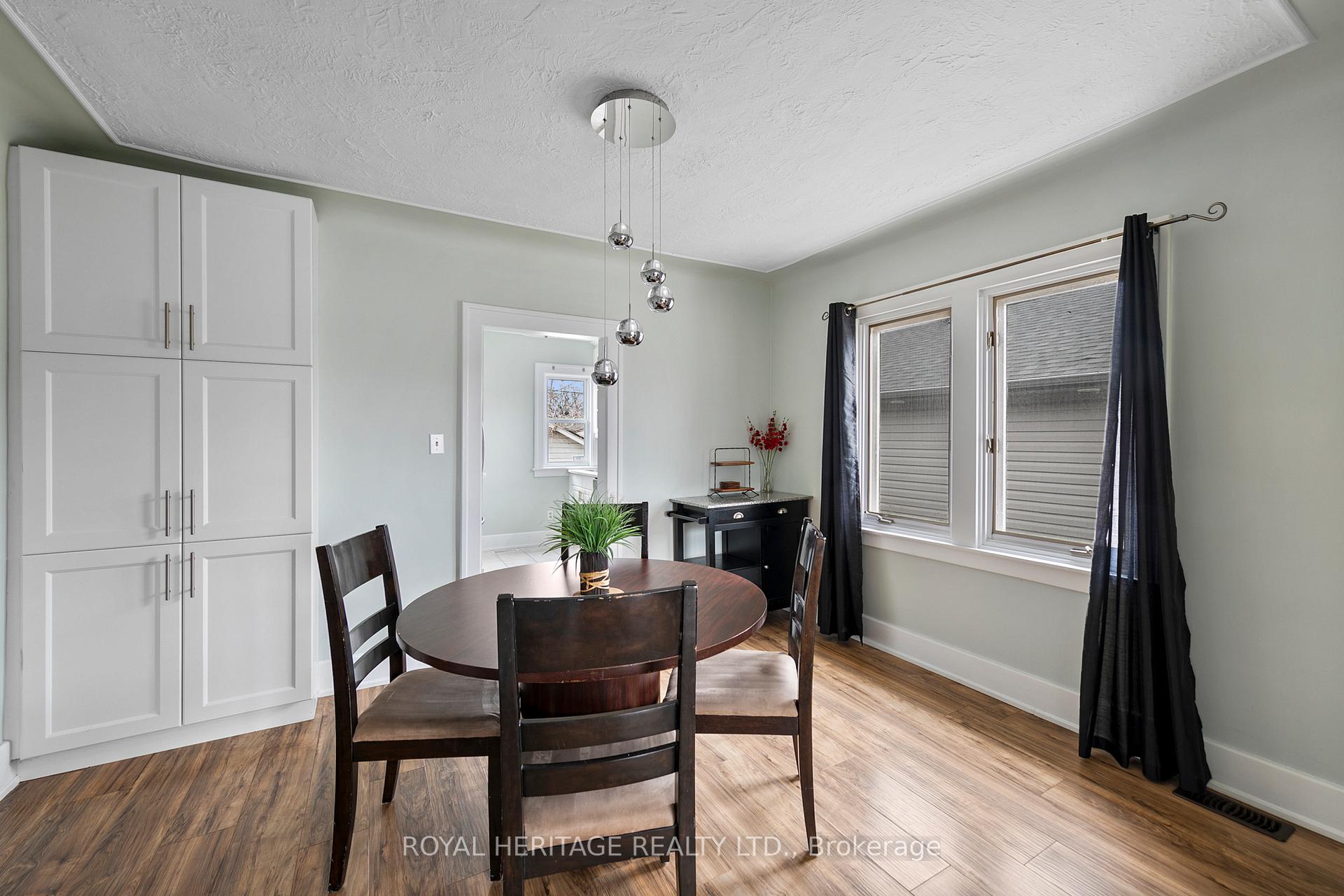 Photo 7 of 680 Josephine Avenue, Windsor — HOMEH