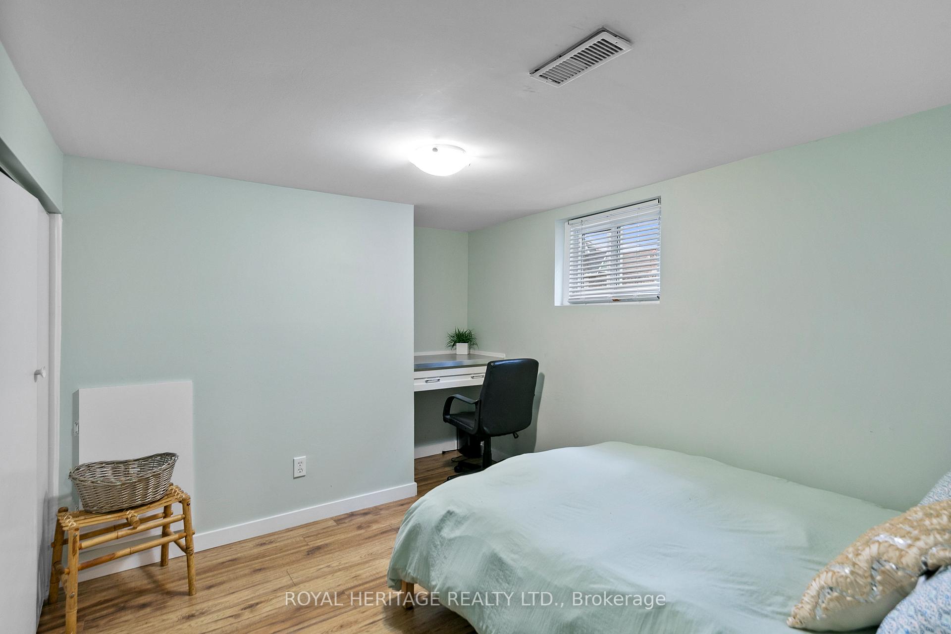 Photo 16 of 680 Josephine Avenue, Windsor — HOMEH