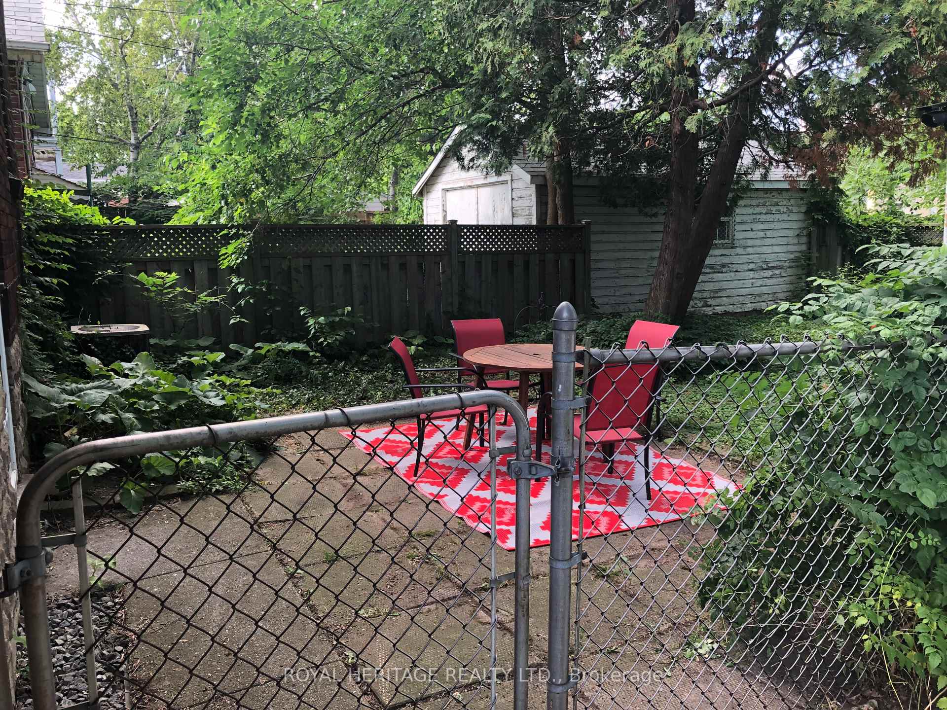 Photo 25 of 680 Josephine Avenue, Windsor — HOMEH